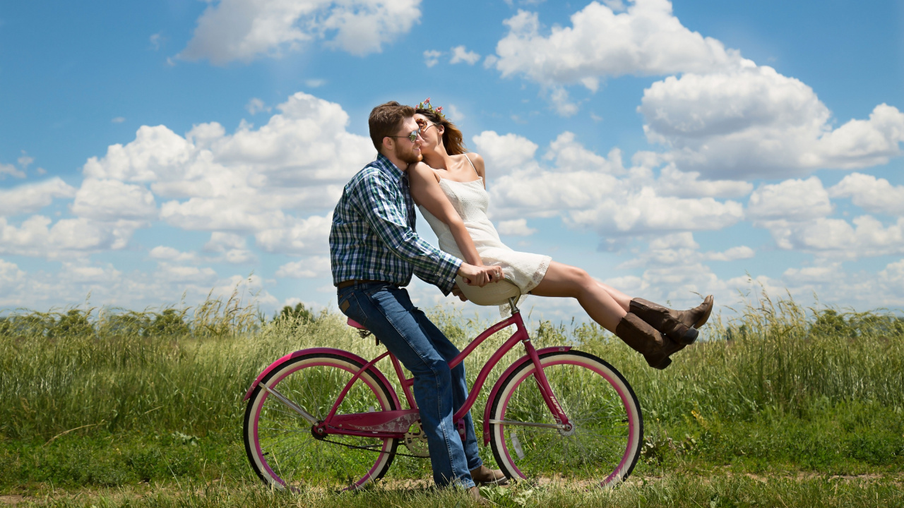 Couple, Romance, People in Nature, Bicycle, Grassland. Wallpaper in 1280x720 Resolution