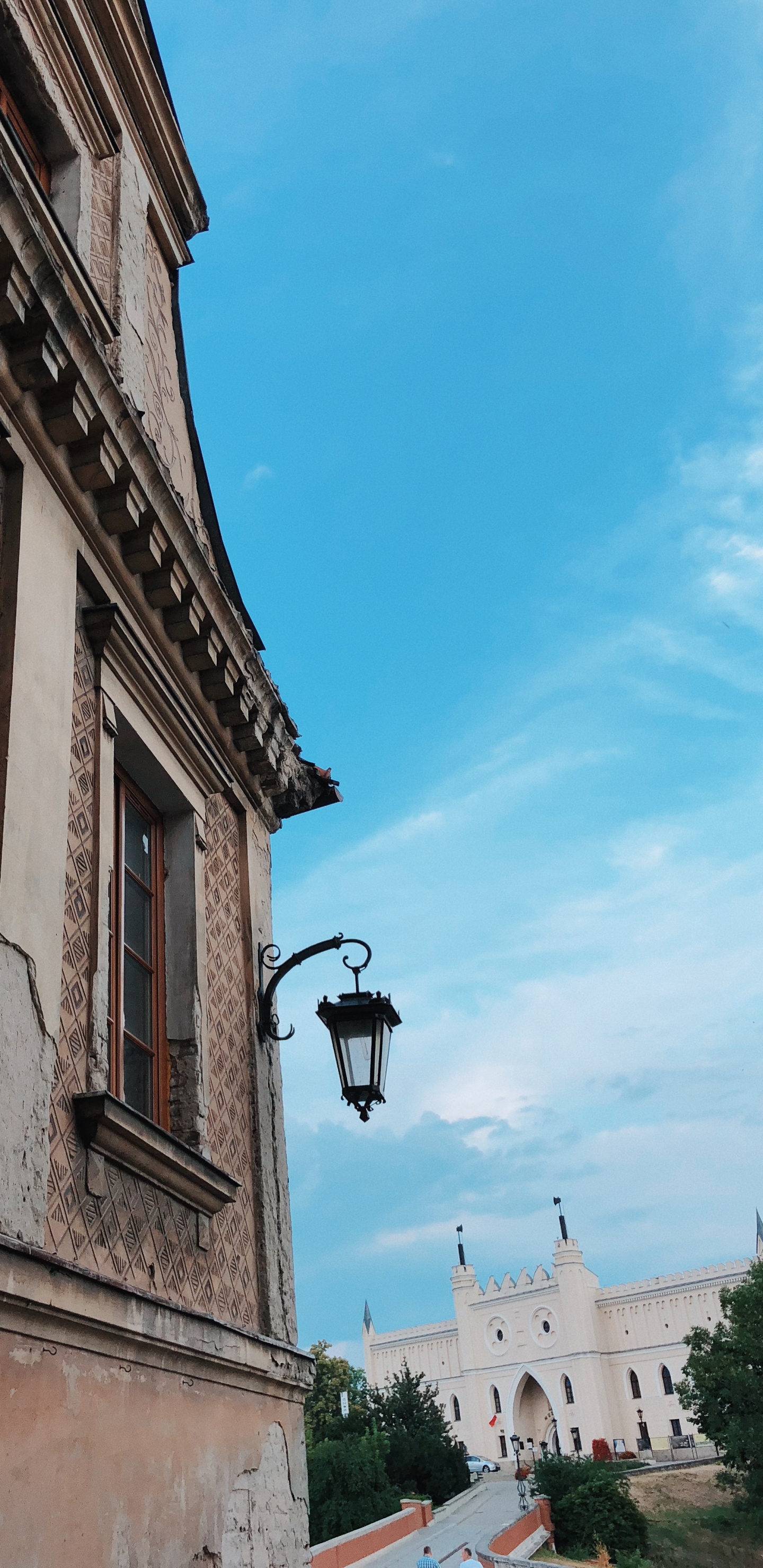 Castillo de Lublin, Ventana, Faade, la Luz de Calle, Ciudad. Wallpaper in 1440x2960 Resolution
