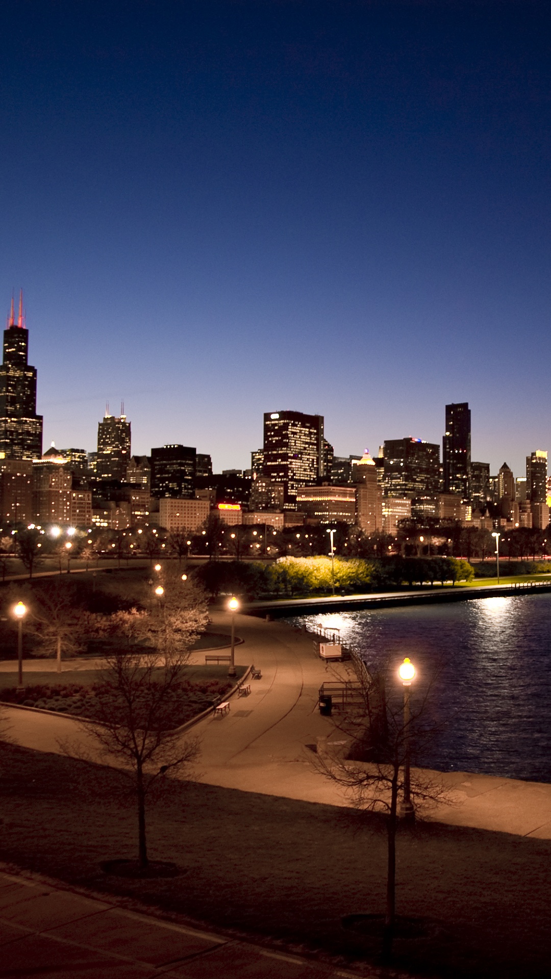 Skyline Der Stadt Bei Nacht Night. Wallpaper in 1080x1920 Resolution