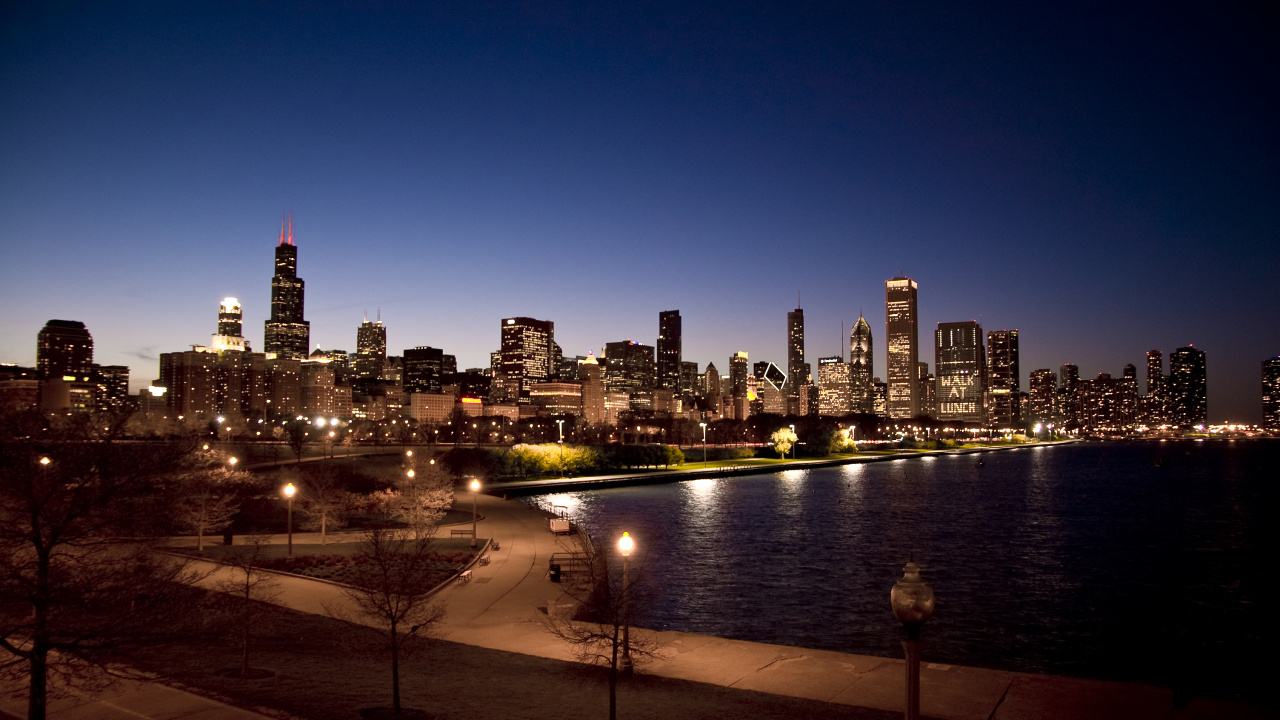 Skyline Der Stadt Bei Nacht Night. Wallpaper in 1280x720 Resolution