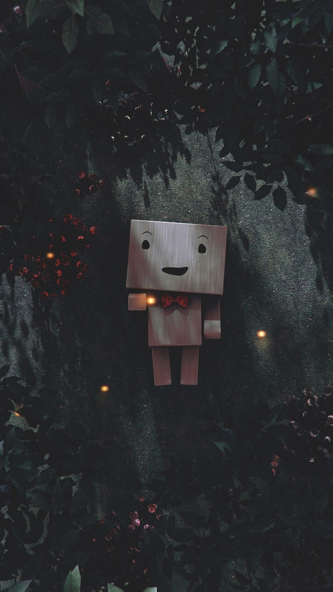 Nichoir en Bois Marron Sur Feuilles Vertes. Wallpaper in 1080x1920 Resolution