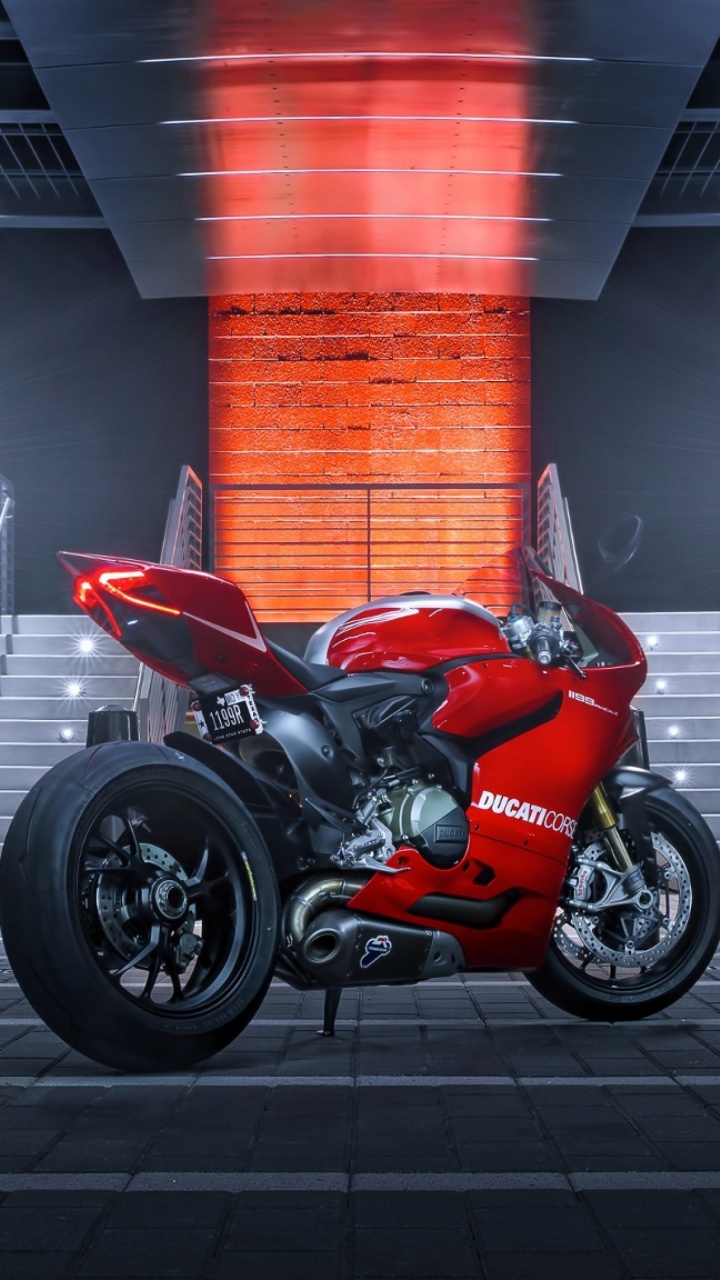 Ducati 1299, Ducati 1199, Ducati, Ducati Panigale V4, Ducati Superbike. Wallpaper in 720x1280 Resolution