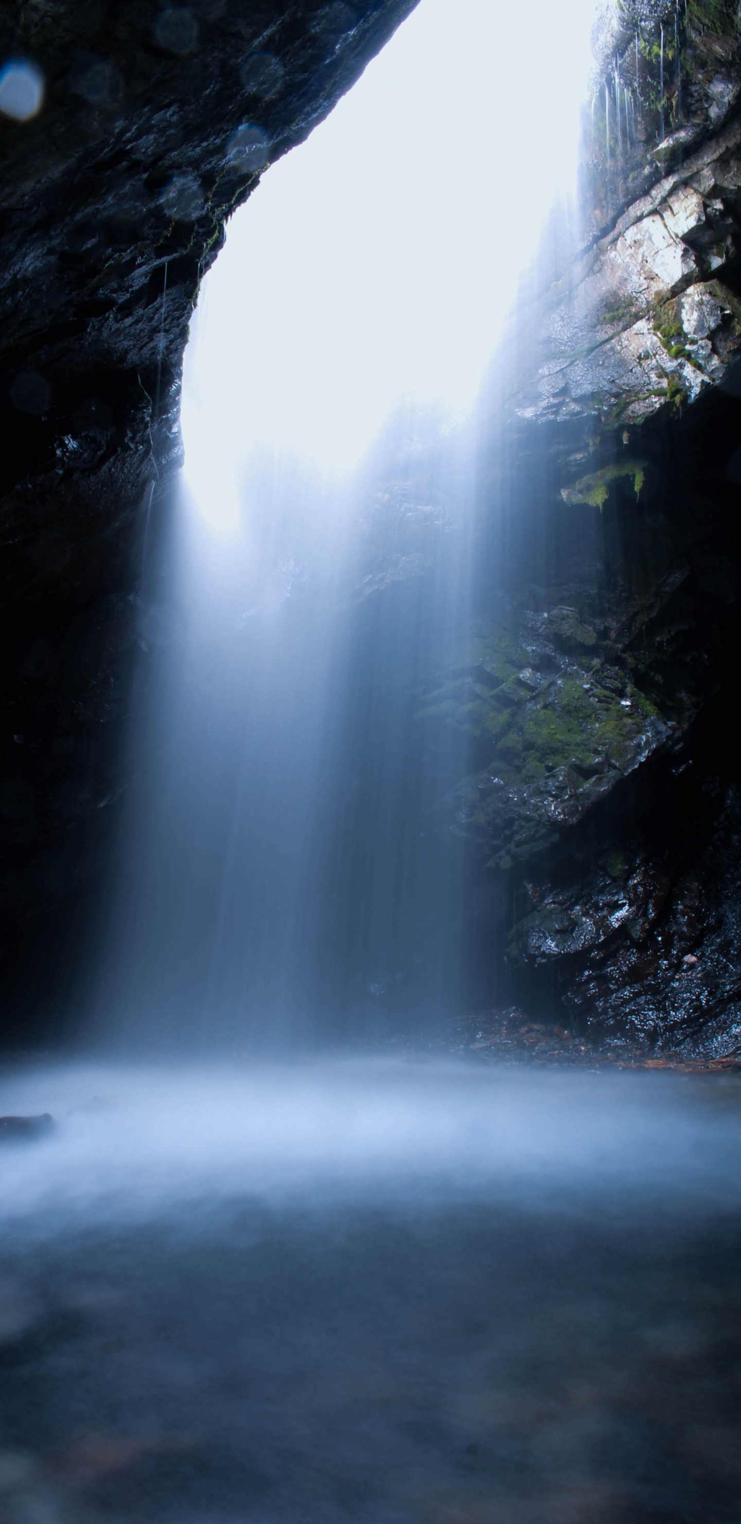 Eau, Les Ressources en Eau, Lumière, Cascade, Cours D'eau. Wallpaper in 1440x2960 Resolution