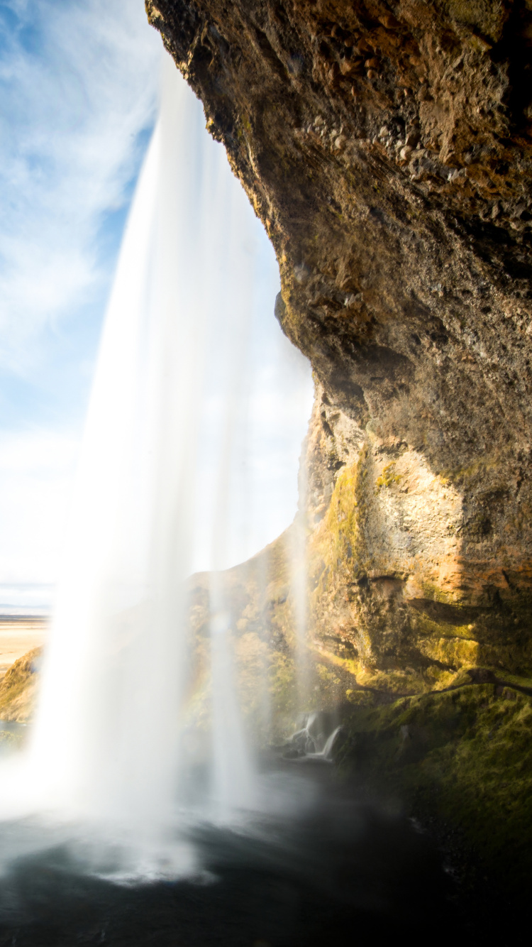 Seljalandsfoss, Cascade, Nature, Eau, Rock. Wallpaper in 750x1334 Resolution