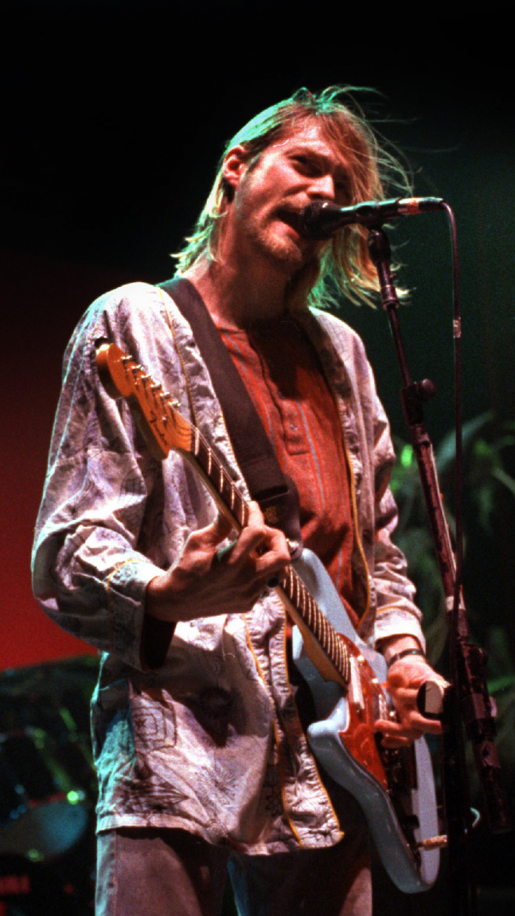 Nirwana, Grunge, Leistung, Unterhaltung, Darstellende Kunst. Wallpaper in 750x1334 Resolution