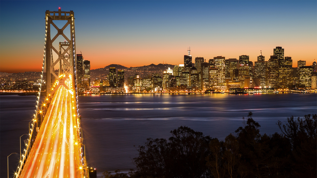 Horizonte de la Ciudad Durante la Noche. Wallpaper in 1280x720 Resolution