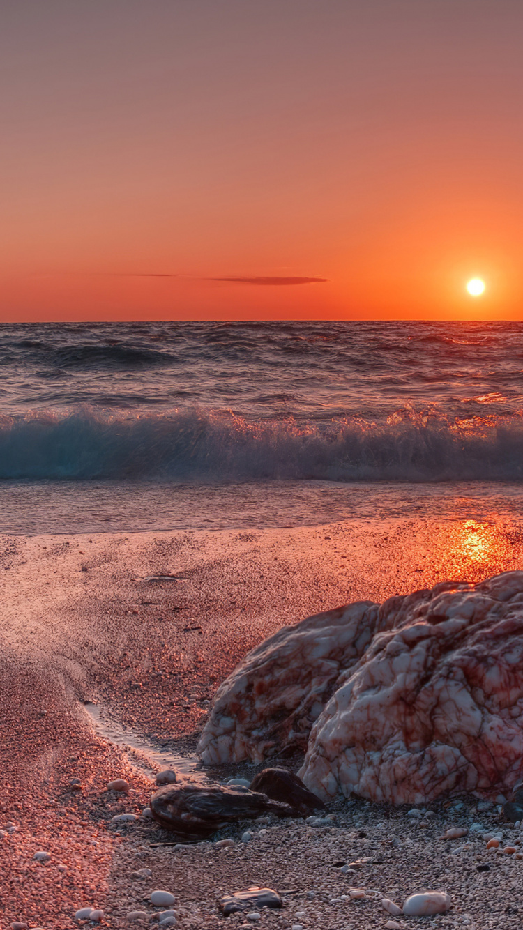 Mer, Plage, Rive, Eau, Atmosphère. Wallpaper in 750x1334 Resolution