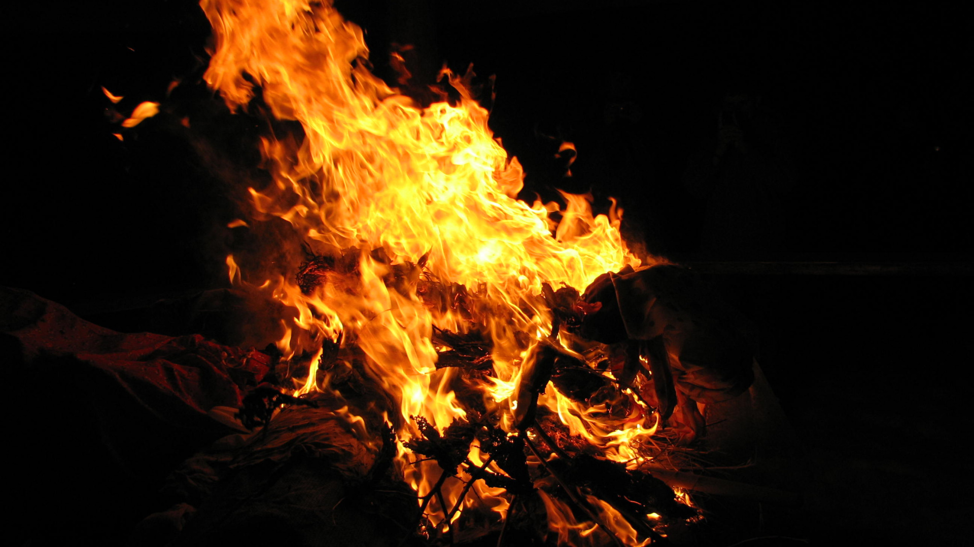 Fire in The Dark During Night Time. Wallpaper in 1920x1080 Resolution
