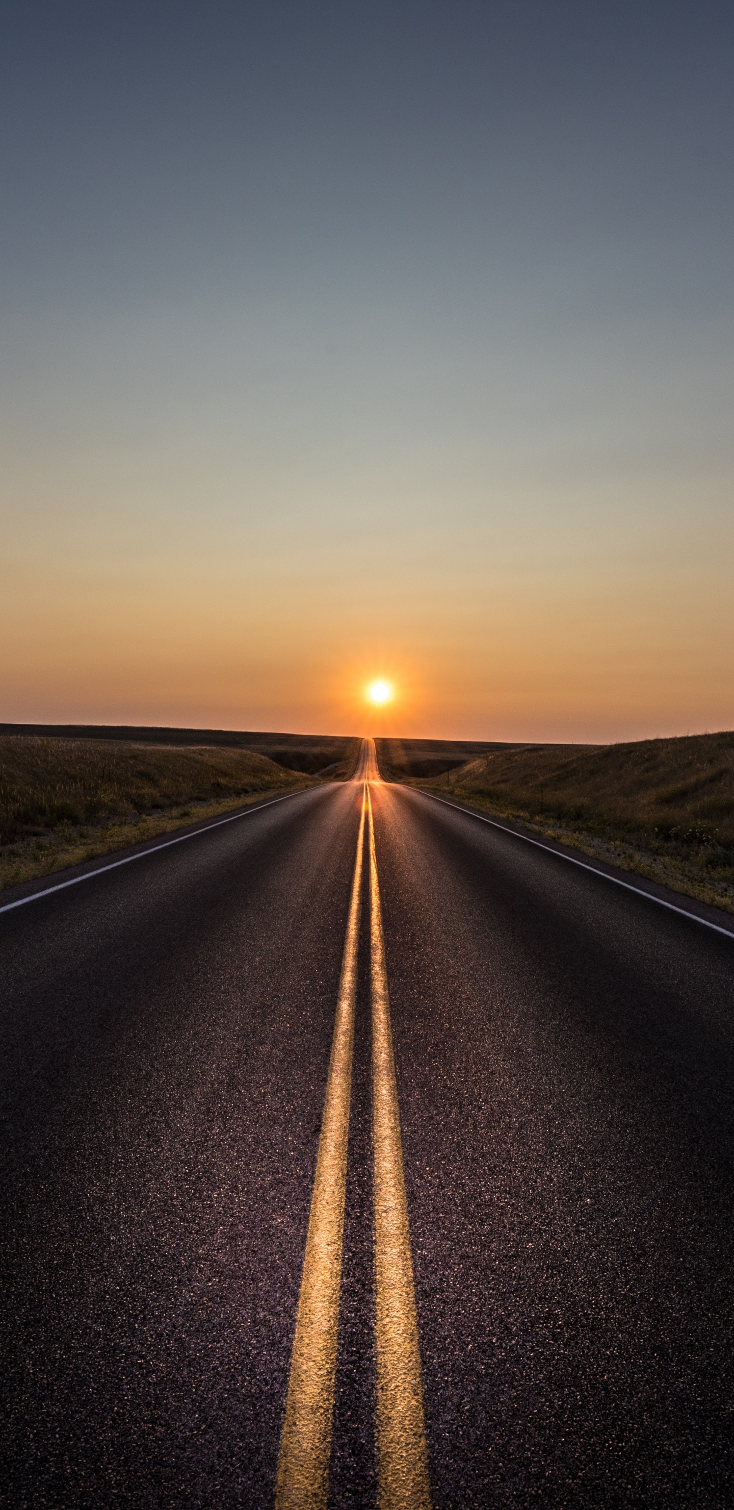 Route, Surface de la Route, Horizon, Asphalt, Voyage Sur la Route. Wallpaper in 1440x2960 Resolution