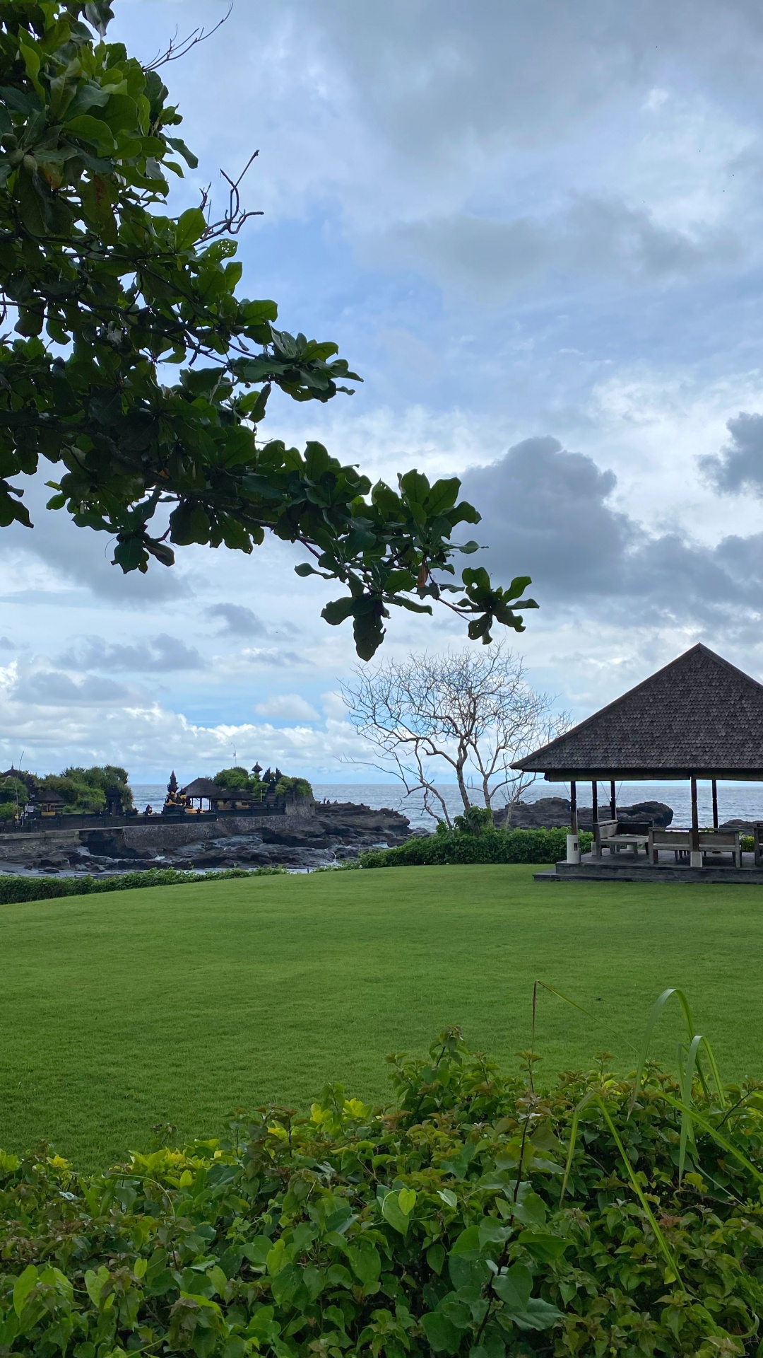 Bali, Cloud, Gazebo, Land Lot, Plain. Wallpaper in 1080x1920 Resolution