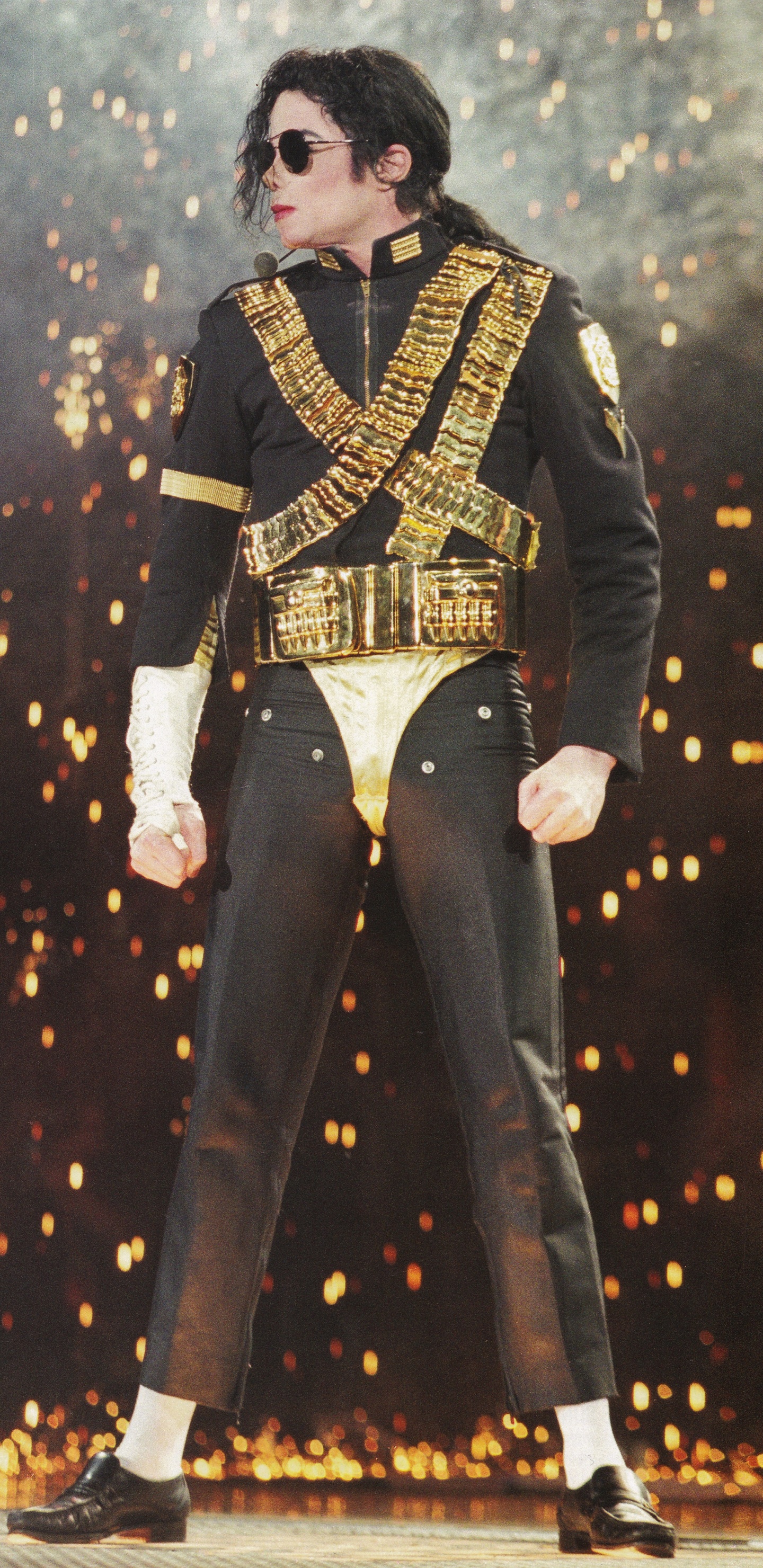 Michael Jackson, Dangerous World Tour, Dangerous, Fashion, Jeans. Wallpaper in 1440x2960 Resolution