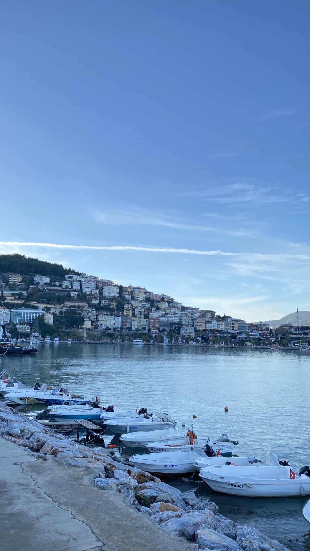 Eau, Bateau, Motomarine, Lac, Cours D'eau. Wallpaper in 1080x1920 Resolution