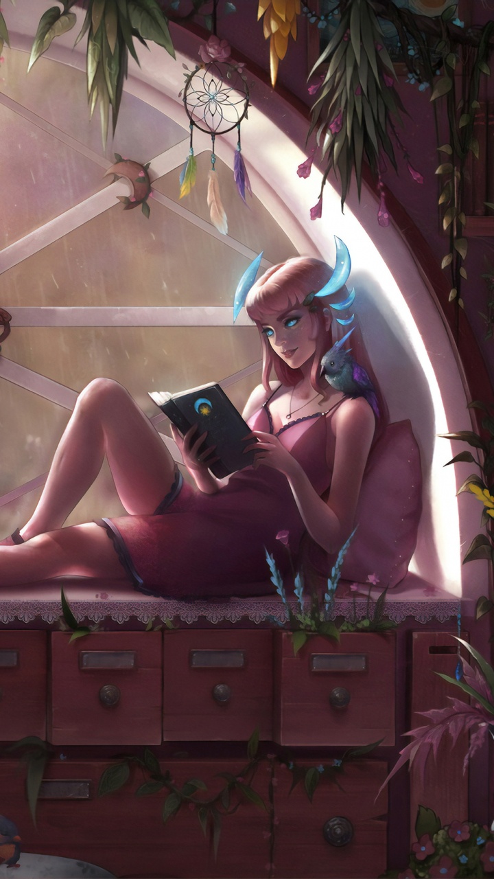 Mann im Schwarzen Hemd Sitzt Auf Der Couch. Wallpaper in 720x1280 Resolution