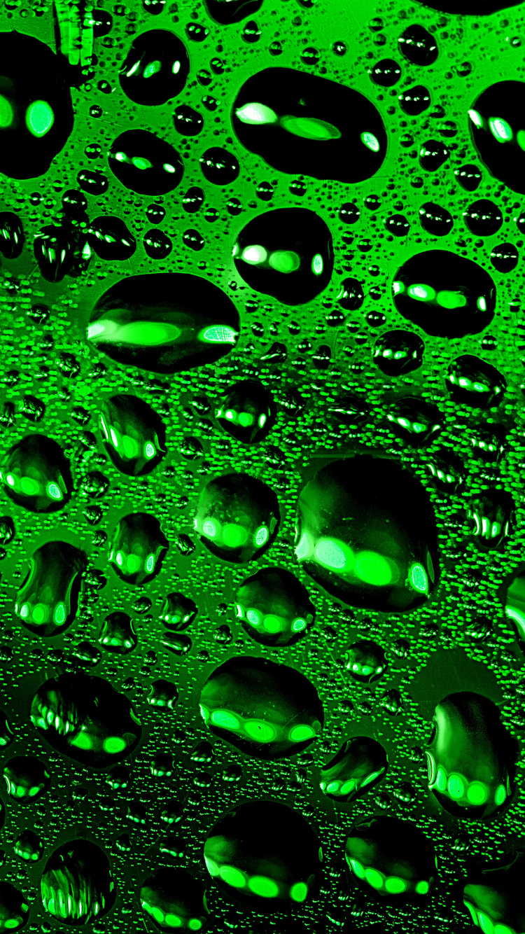 Wassertropfen Auf Blauem Hintergrund. Wallpaper in 750x1334 Resolution