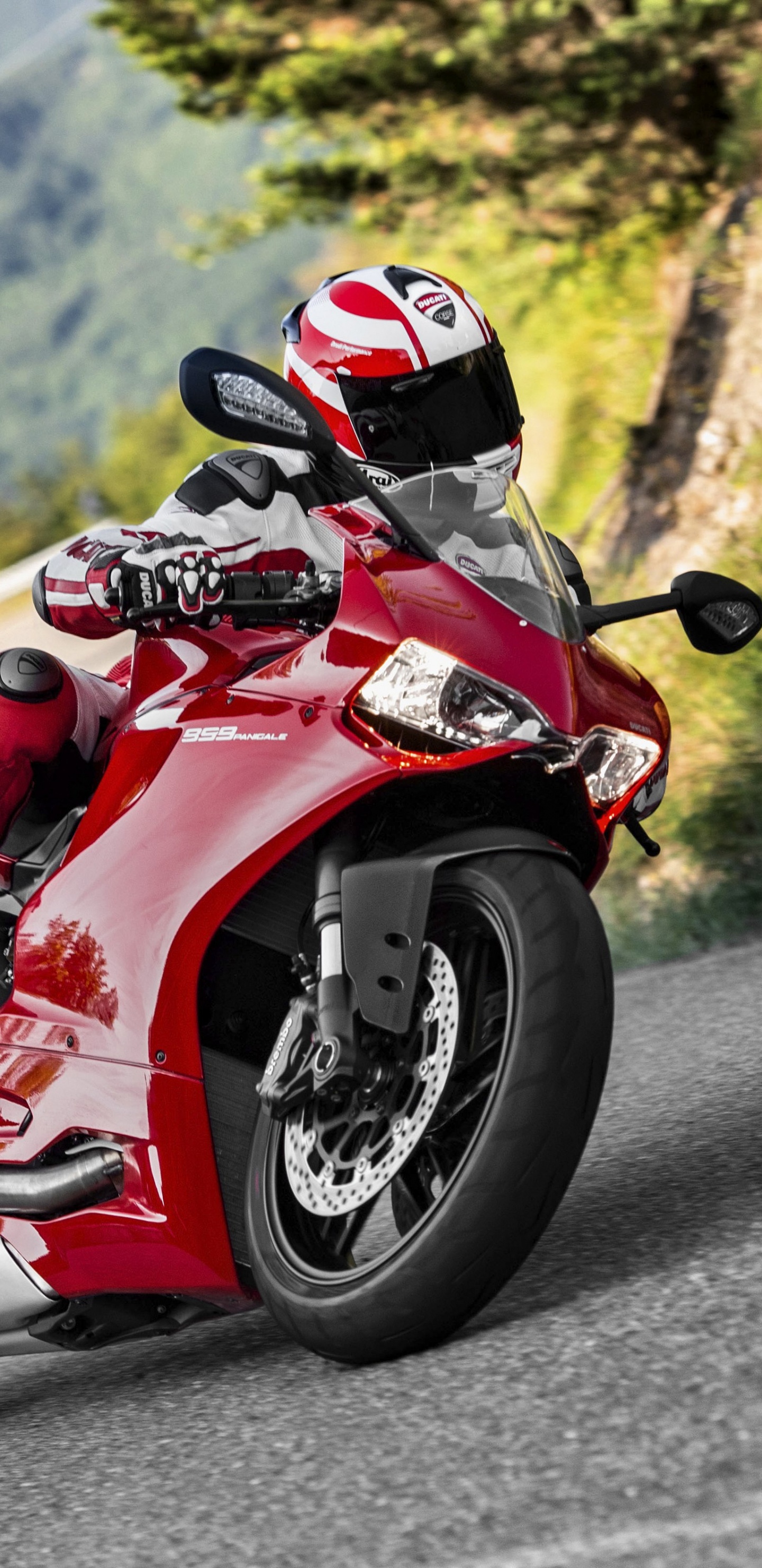 Red and White Sports Bike on Road During Daytime. Wallpaper in 1440x2960 Resolution