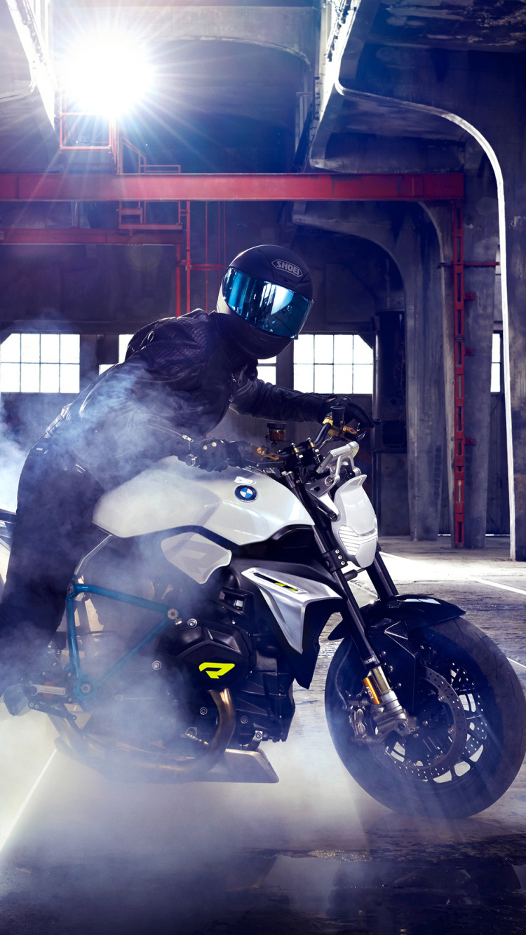 Homme, Dans, Veste Noire, Équitation, Moto. Wallpaper in 750x1334 Resolution