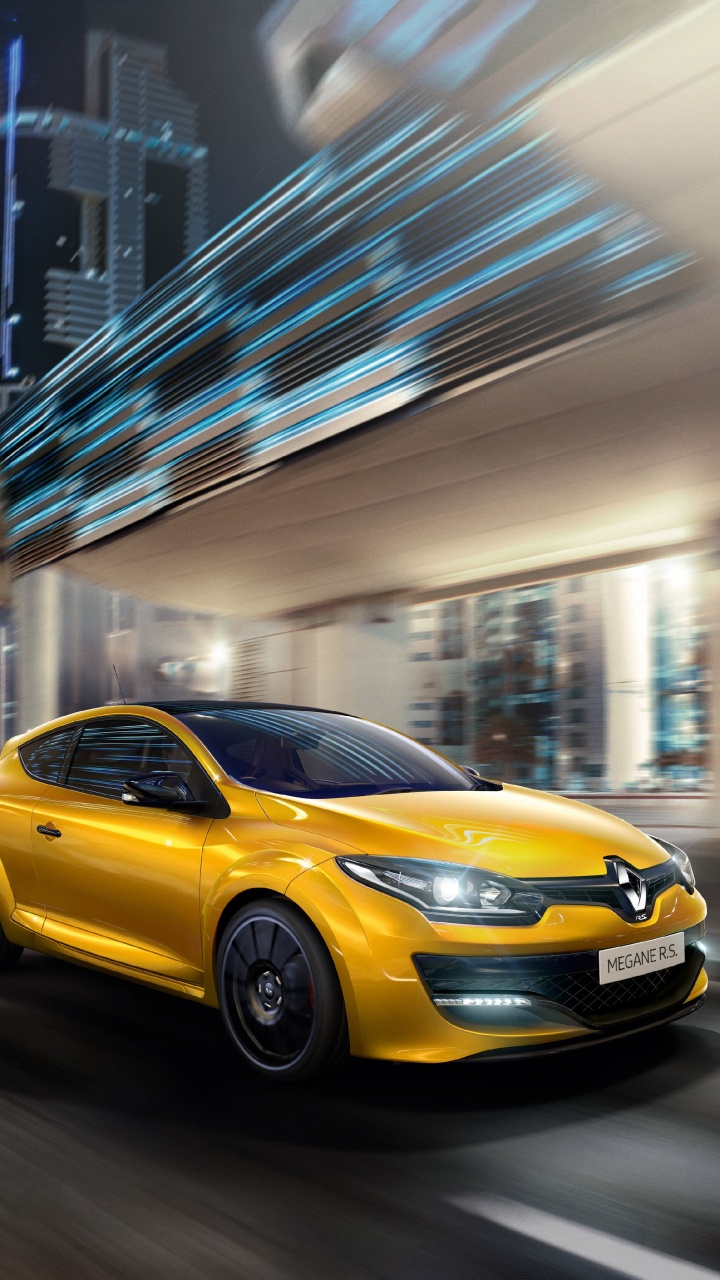 Gelbes Auto Auf Der Straße Während Der Nachtzeit. Wallpaper in 720x1280 Resolution