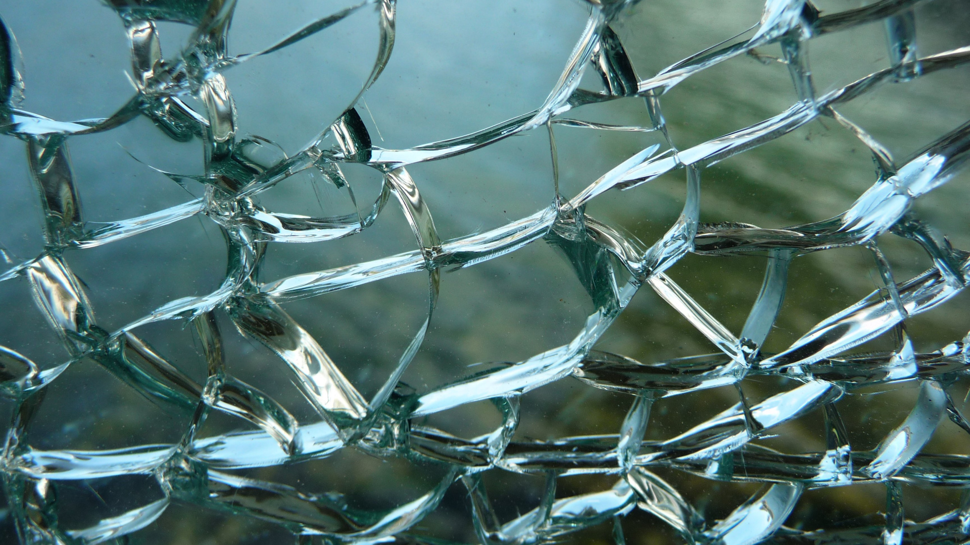 Silver Chain Link Fence During Daytime. Wallpaper in 1920x1080 Resolution