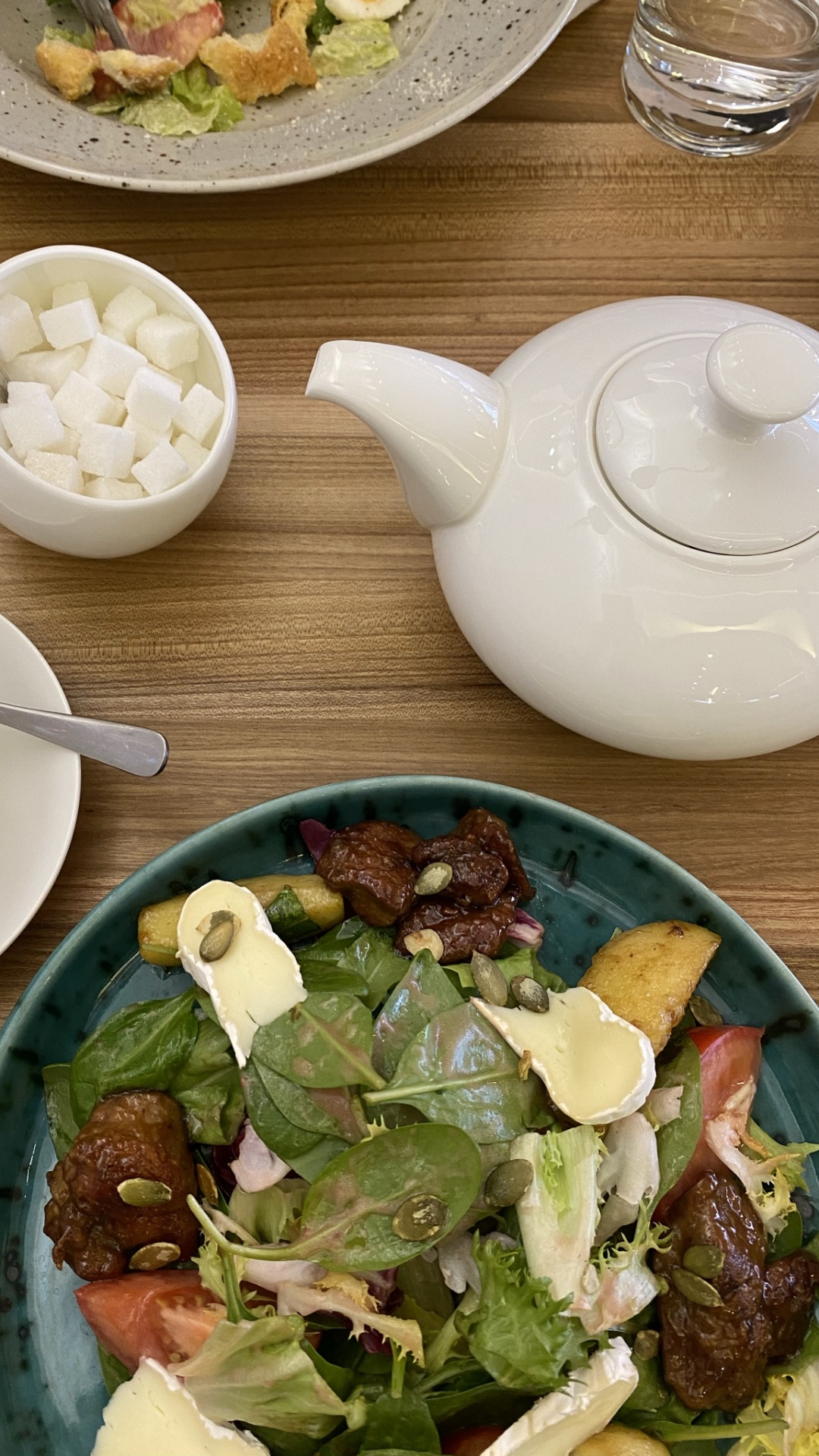 Meal, Breakfast, Vegetarian Cuisine, Salad, Tableware. Wallpaper in 1080x1920 Resolution