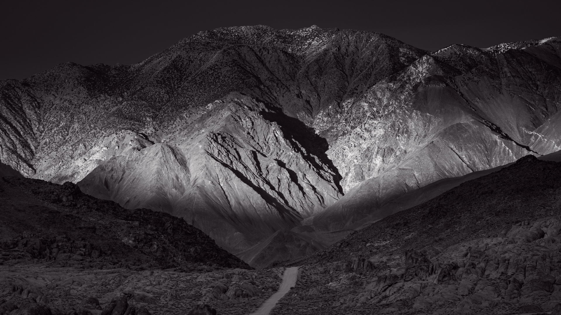 多山的地貌, 黑色的, 性质, 白色, 山脉 壁纸 1920x1080 允许