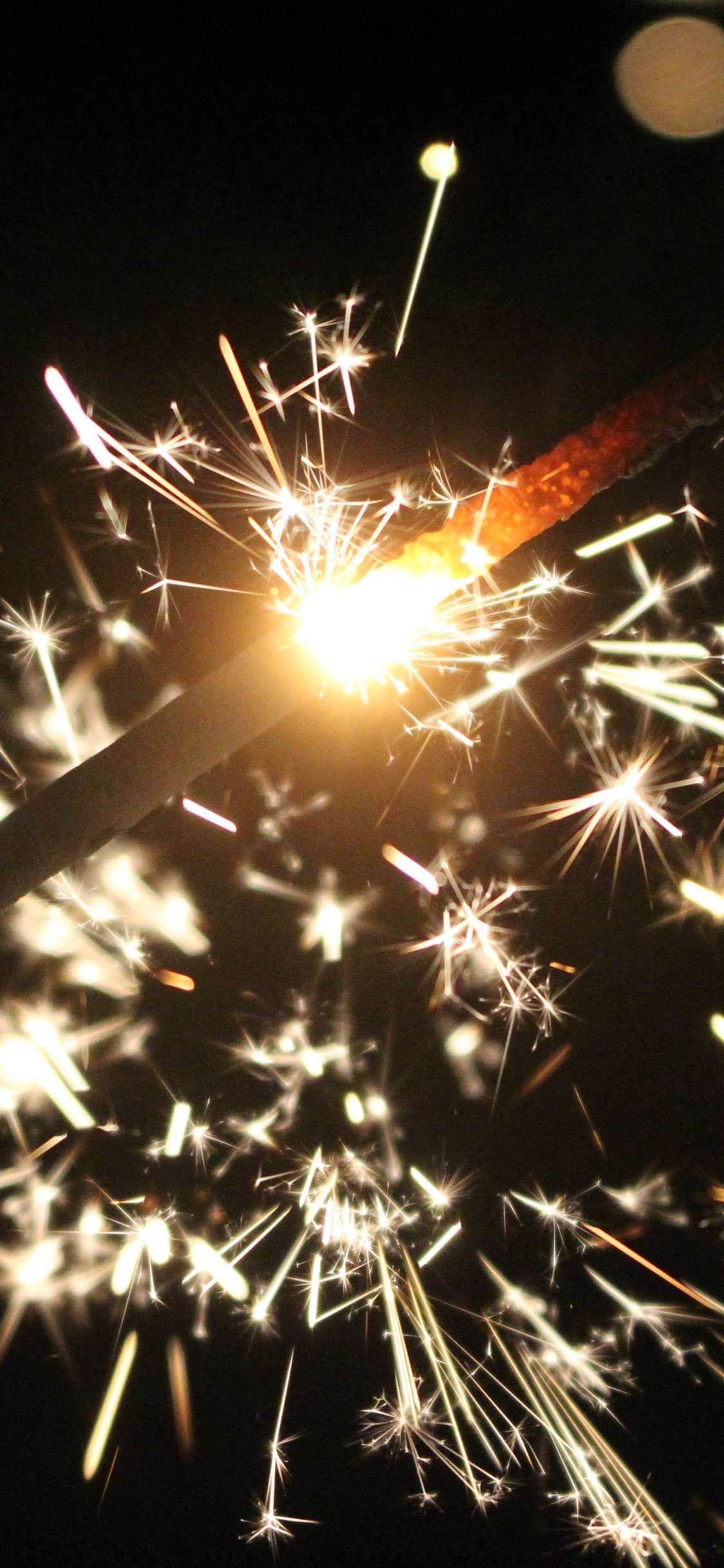 Sparkler, Fireworks, Firecracker, New Years Eve, Diwali. Wallpaper in 1125x2436 Resolution