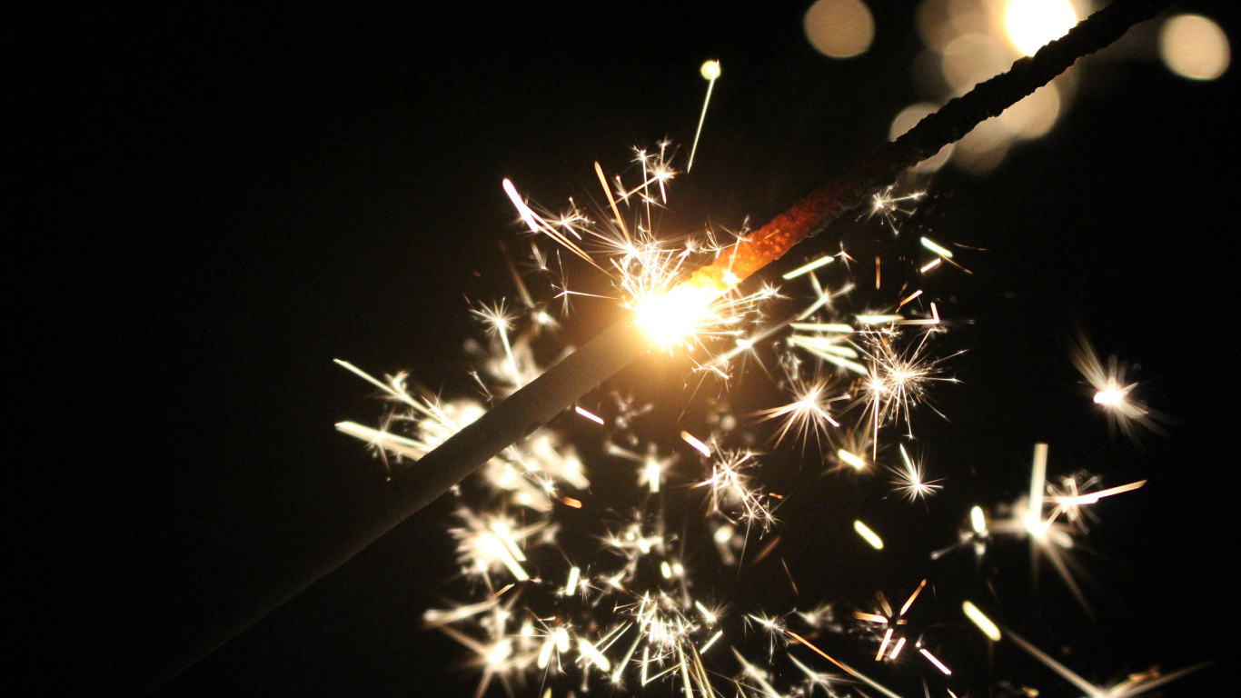 Sparkler, Fireworks, Firecracker, New Years Eve, Diwali. Wallpaper in 1366x768 Resolution