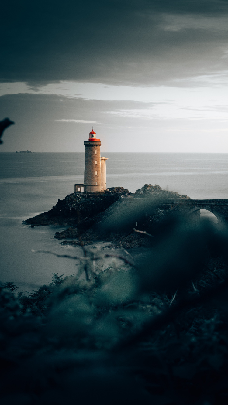 le Phare du Petit Minou, Fort du Petit Minou, Lighthouse, Crozon, Cloud. Wallpaper in 750x1334 Resolution