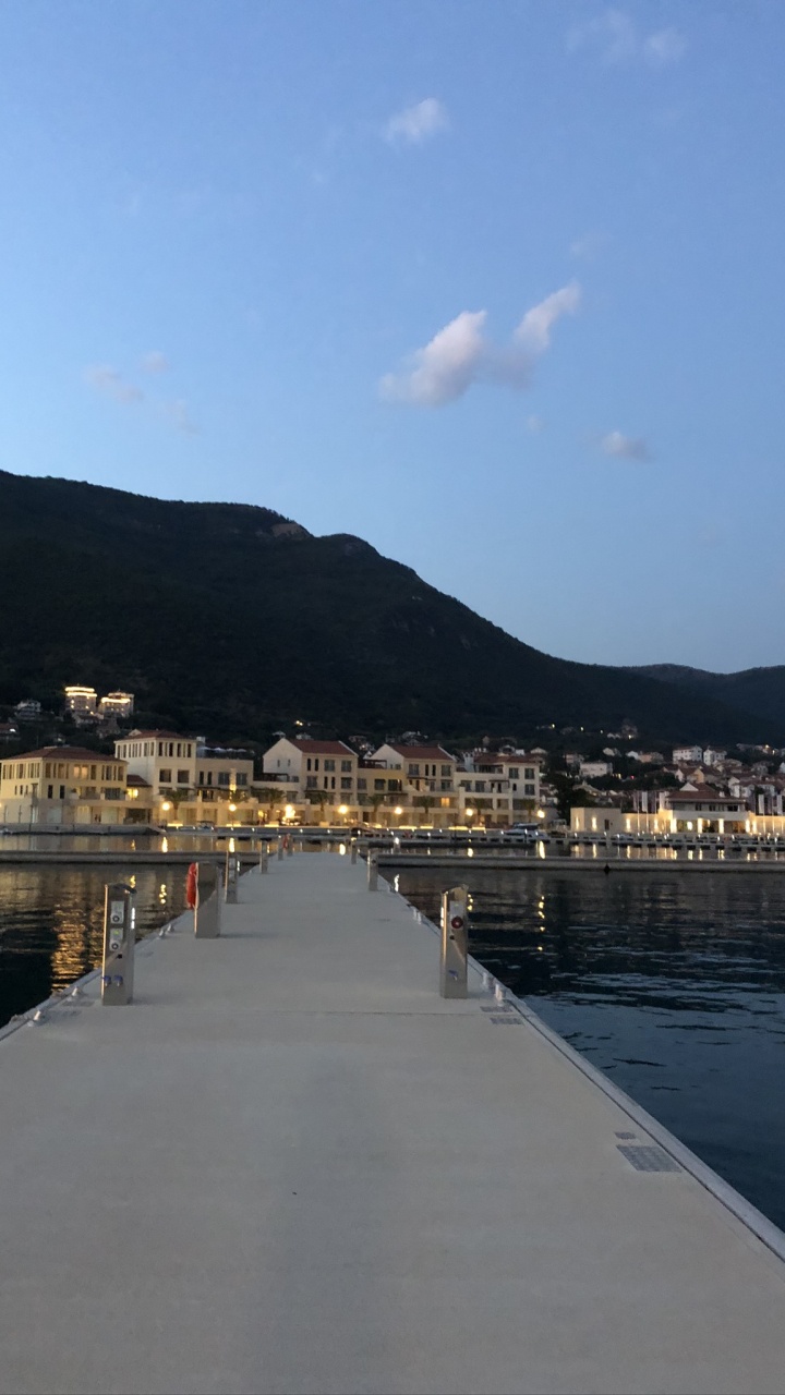 Fjord, Eau, Lough, Les Ressources en Eau, Voie Navigable. Wallpaper in 720x1280 Resolution