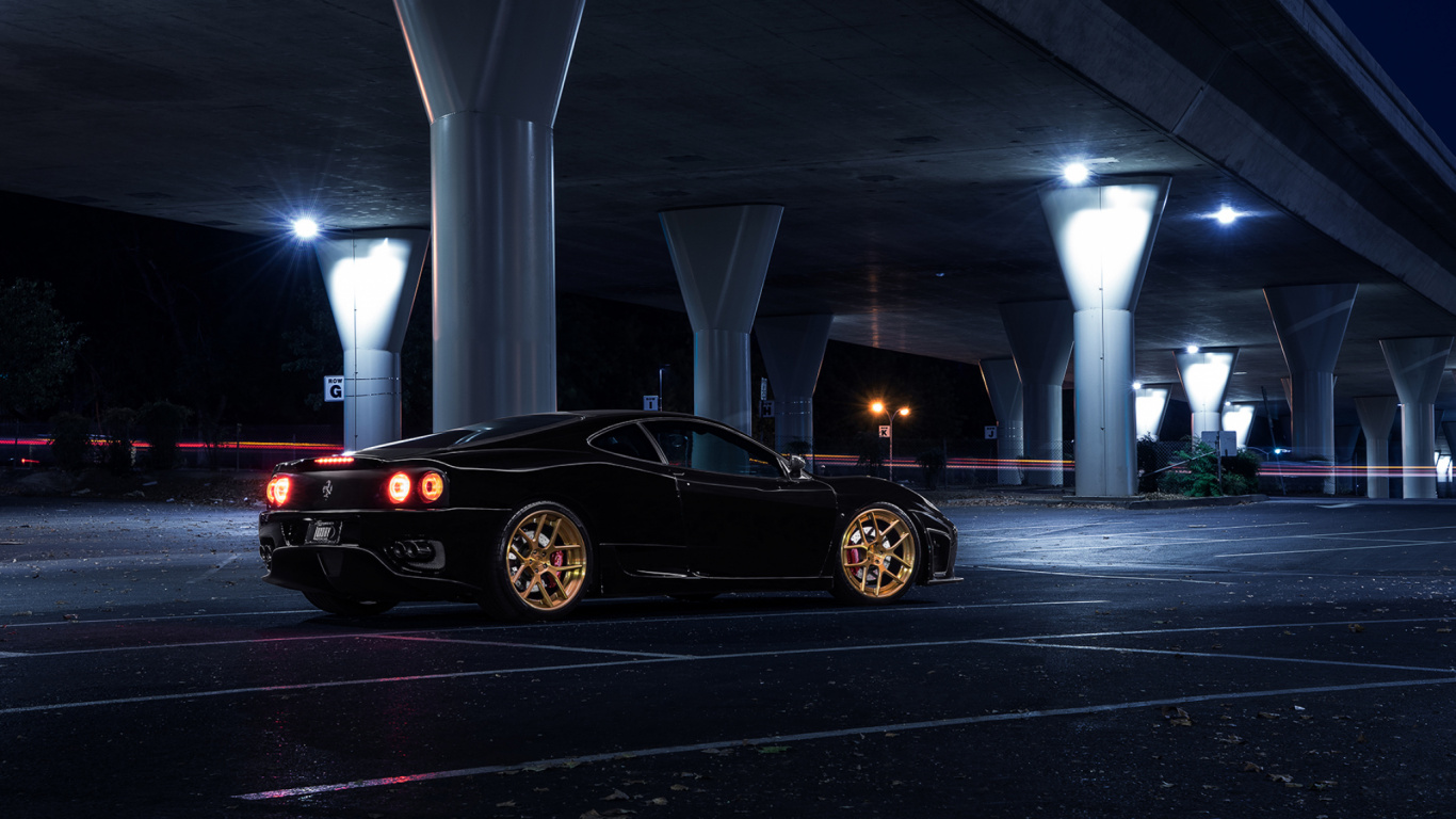 Coche Deportivo Negro en la Carretera Durante la Noche.. Wallpaper in 1366x768 Resolution