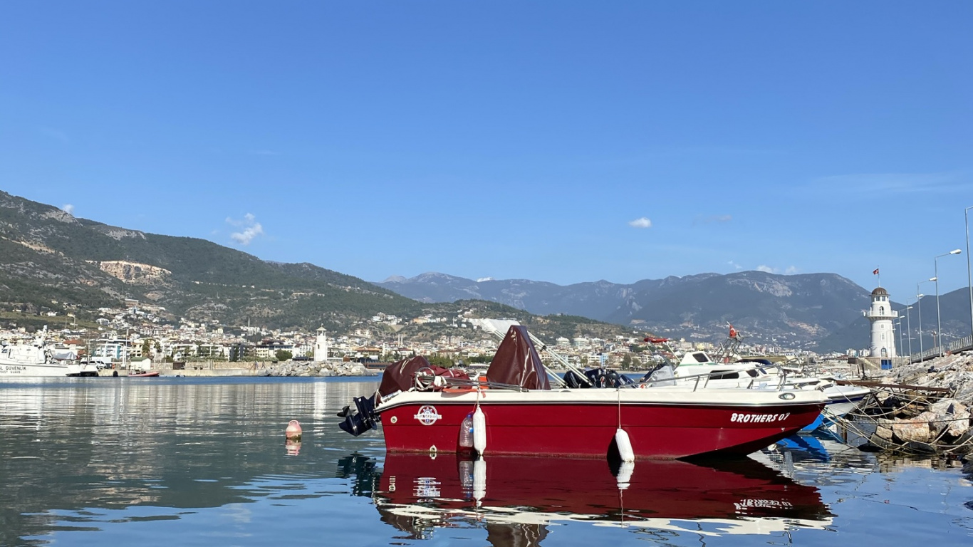 Reflection, Water, Watercraft, Boat, Mountain. Wallpaper in 1366x768 Resolution