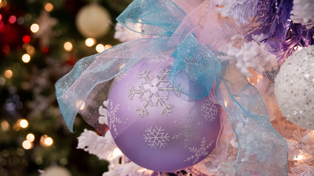 El Día De Navidad, Nochevieja, Adorno de Navidad, Morado, Decoración de la Navidad. Wallpaper in 1280x720 Resolution