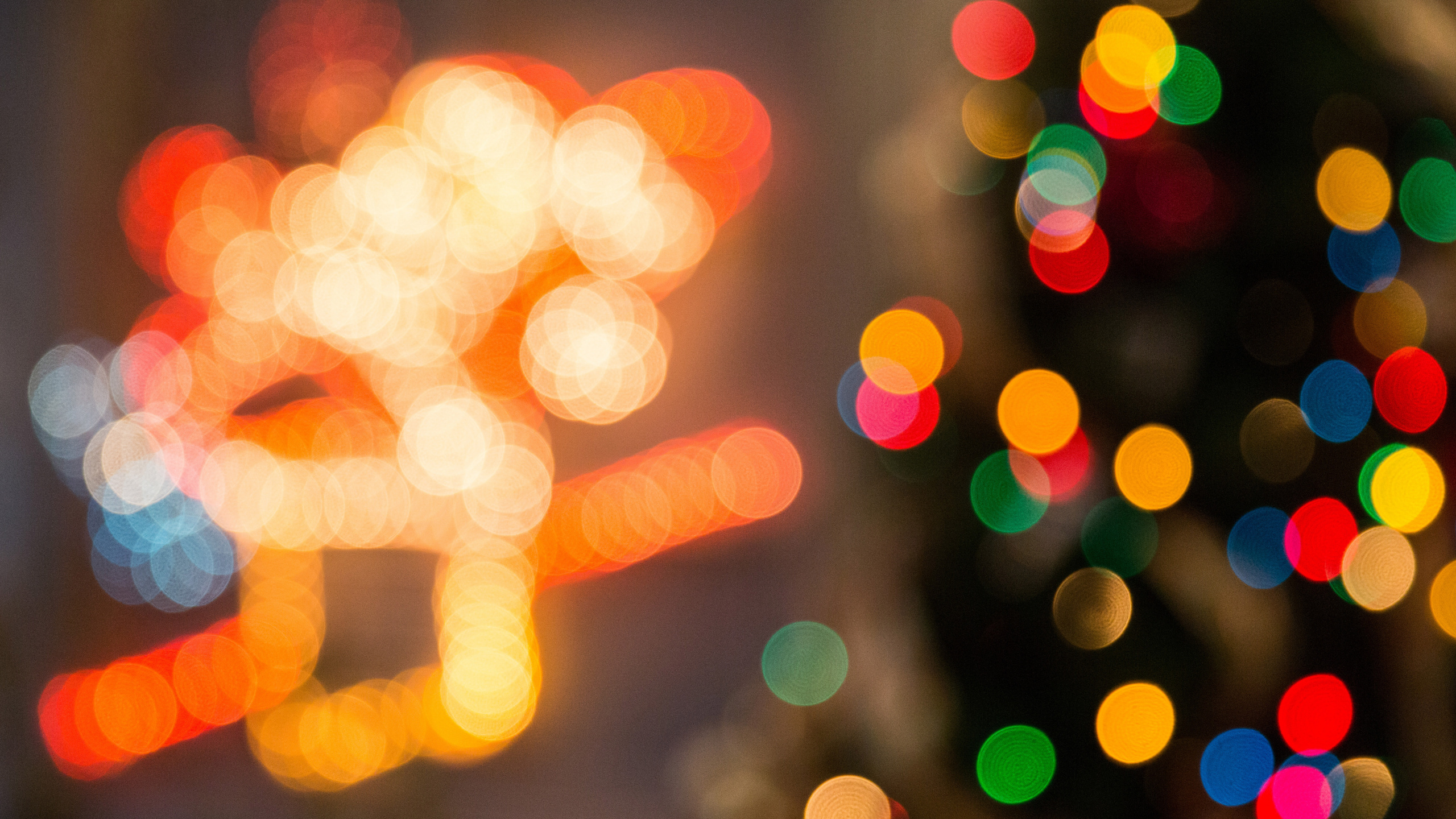 Orange Und Gelbe Bokeh-Lichter. Wallpaper in 2560x1440 Resolution