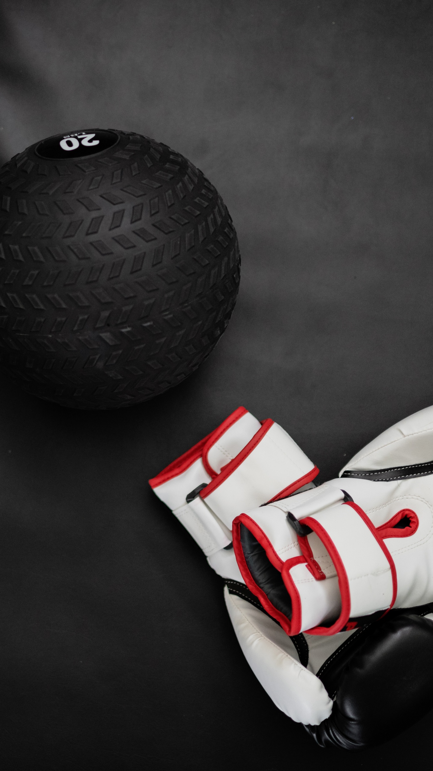 White and Red Soccer Ball Beside Black Ball. Wallpaper in 1440x2560 Resolution