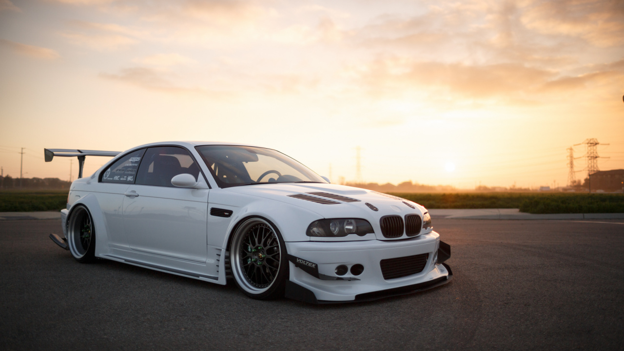 White Bmw m 3 Coupe on Road During Daytime. Wallpaper in 1280x720 Resolution