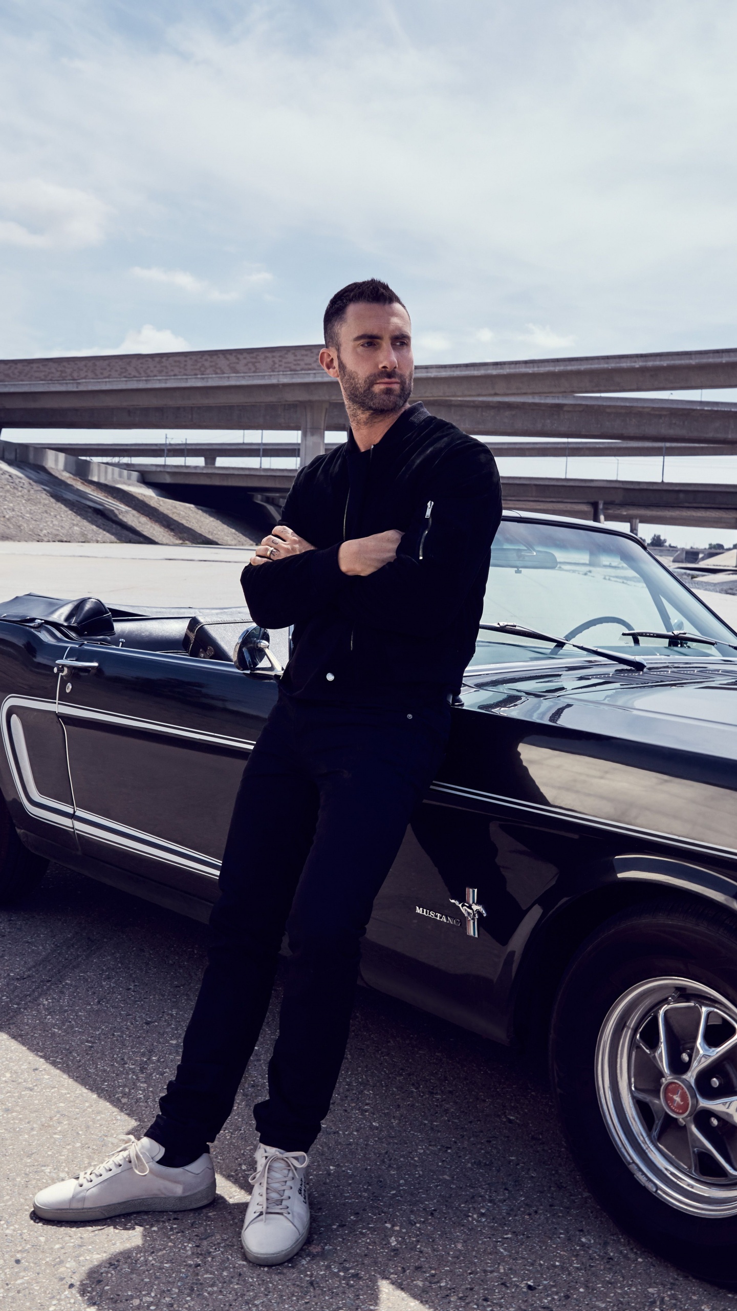 Adam Levine, Maroon 5, Muscle Car, Coche Clásico, Berlina. Wallpaper in 1440x2560 Resolution