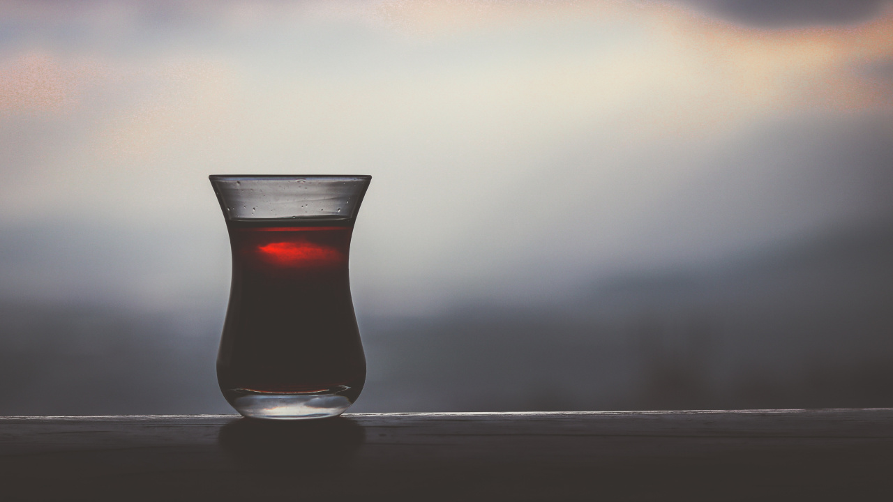 Clear Shot Glass With Red Liquid. Wallpaper in 1280x720 Resolution