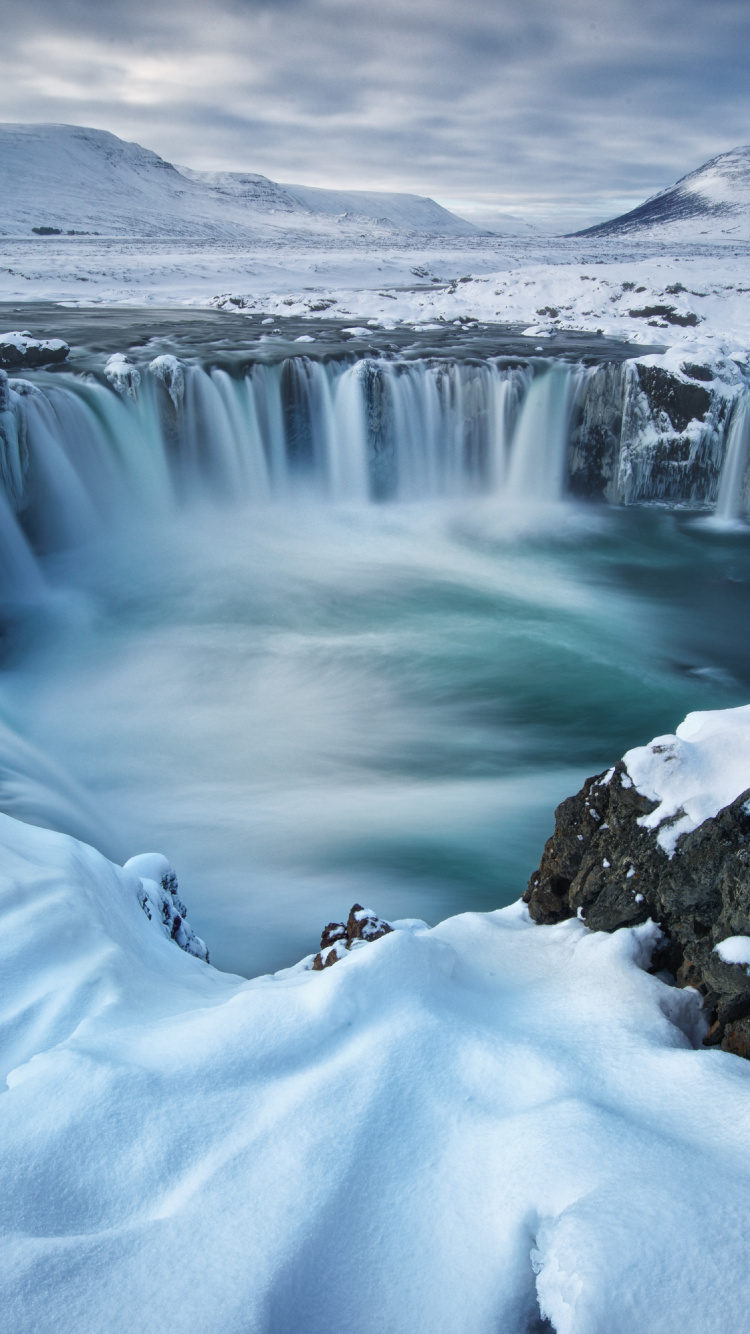 Cascada de Goafoss, Cascadas de Gullfoss, Skgafoss, Dettifoss, Seljalandsfoss. Wallpaper in 750x1334 Resolution
