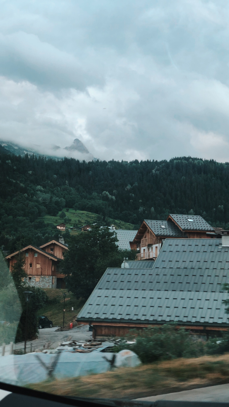 Mountainous Landforms, Cloud, Neighbourhood, Highland, House. Wallpaper in 750x1334 Resolution