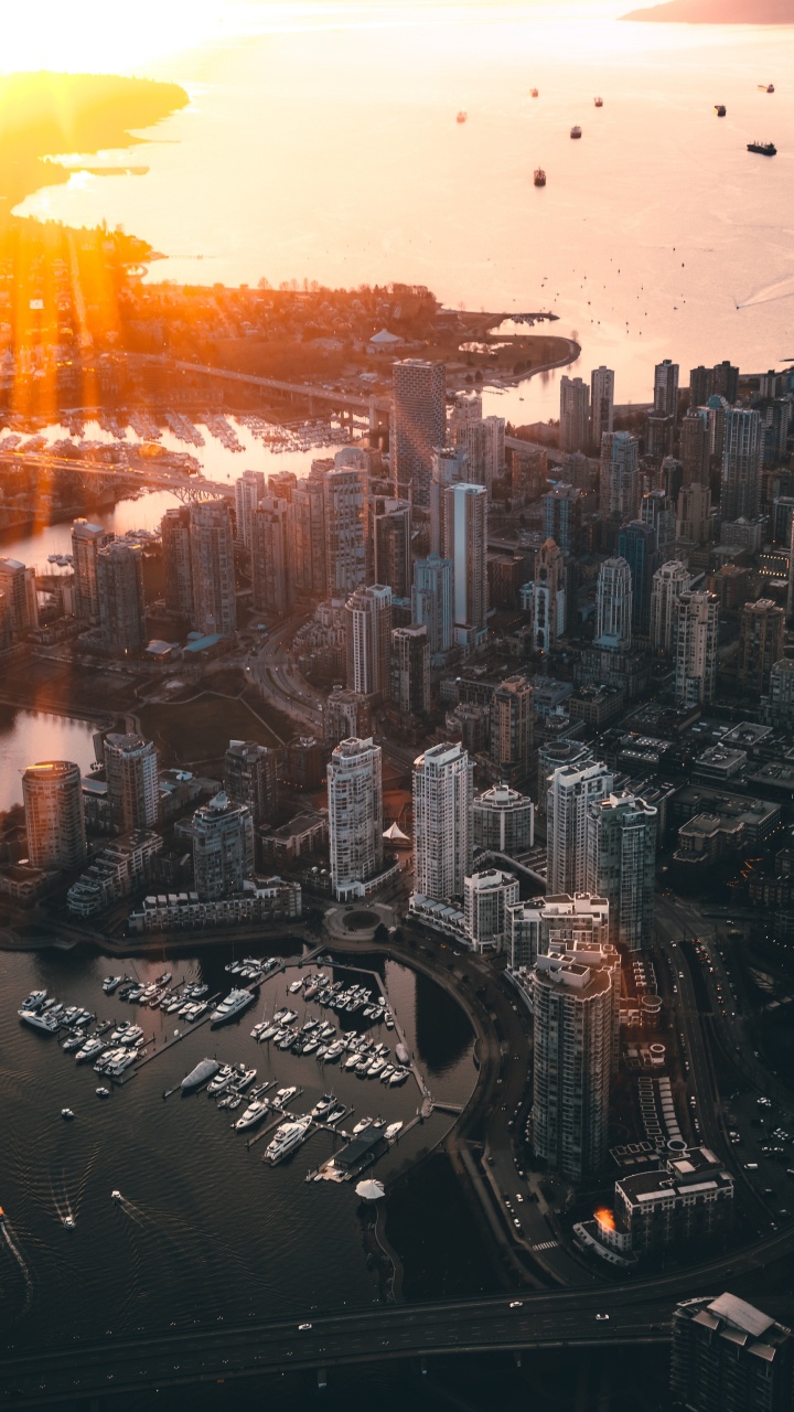 Aerial View of City Buildings During Sunset. Wallpaper in 720x1280 Resolution