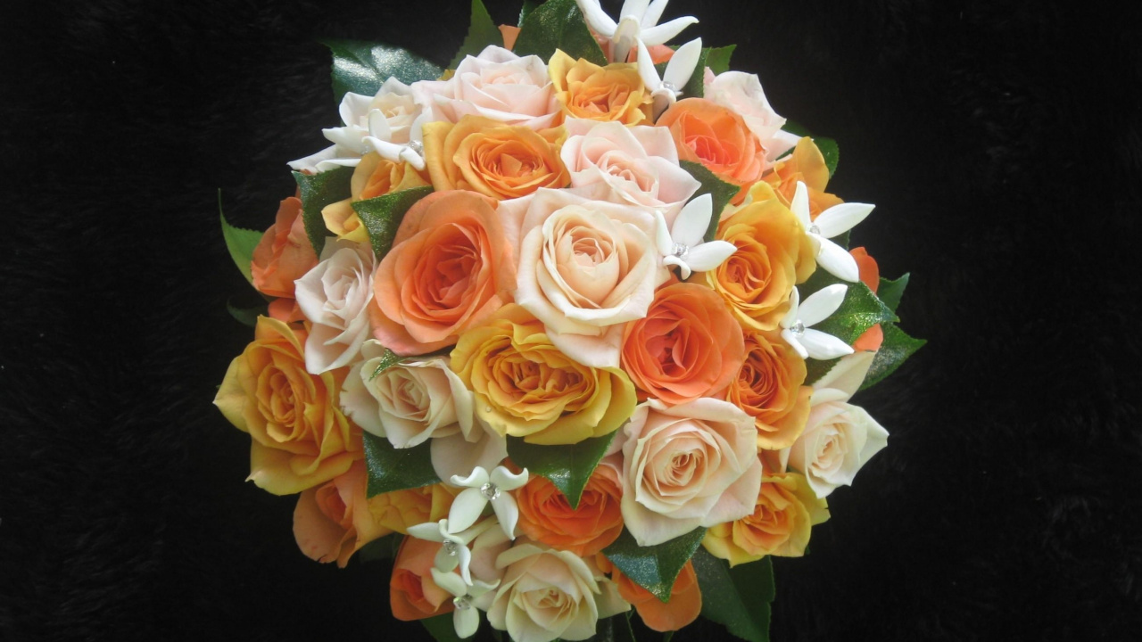 Pink and White Rose Bouquet. Wallpaper in 1280x720 Resolution