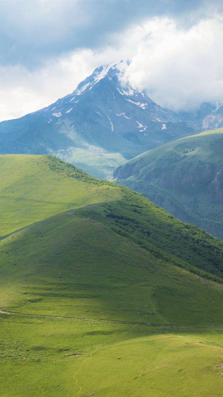 Highland, Prairie, Mount Scenery, Paysage Naturel, Pente. Wallpaper in 750x1334 Resolution