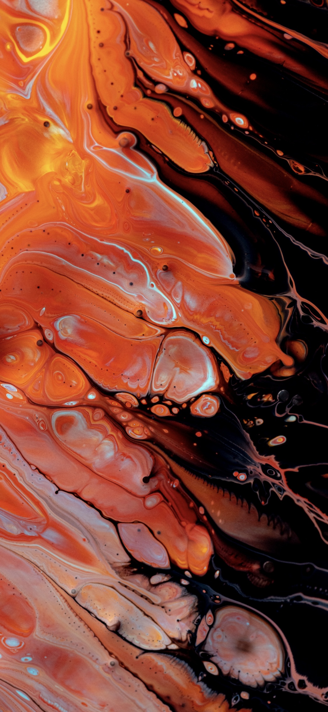 Swirling Red and Black “Contamination”. Wallpaper in 1125x2436 Resolution