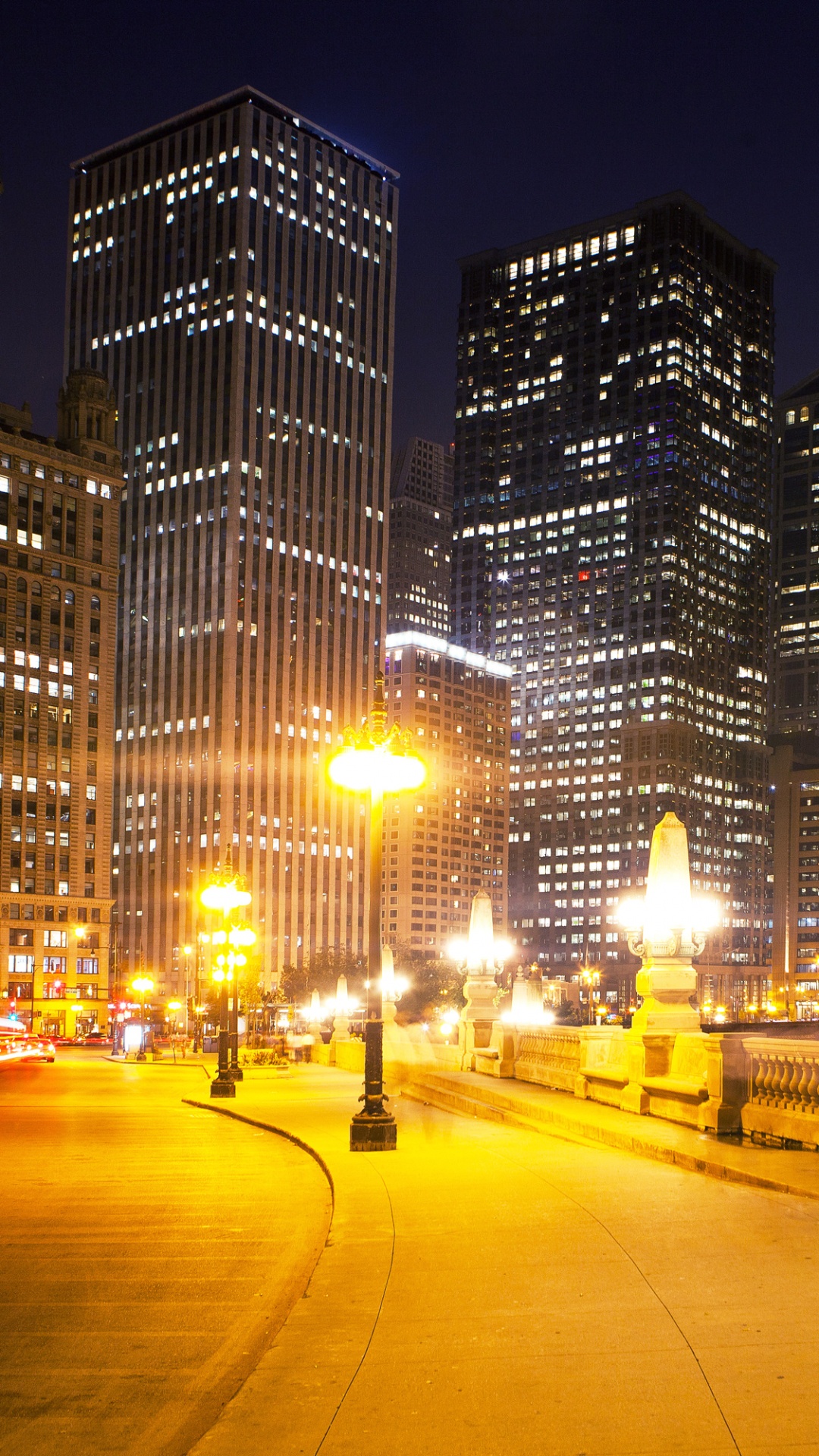 Bâtiments de la Ville Pendant la Nuit. Wallpaper in 1080x1920 Resolution