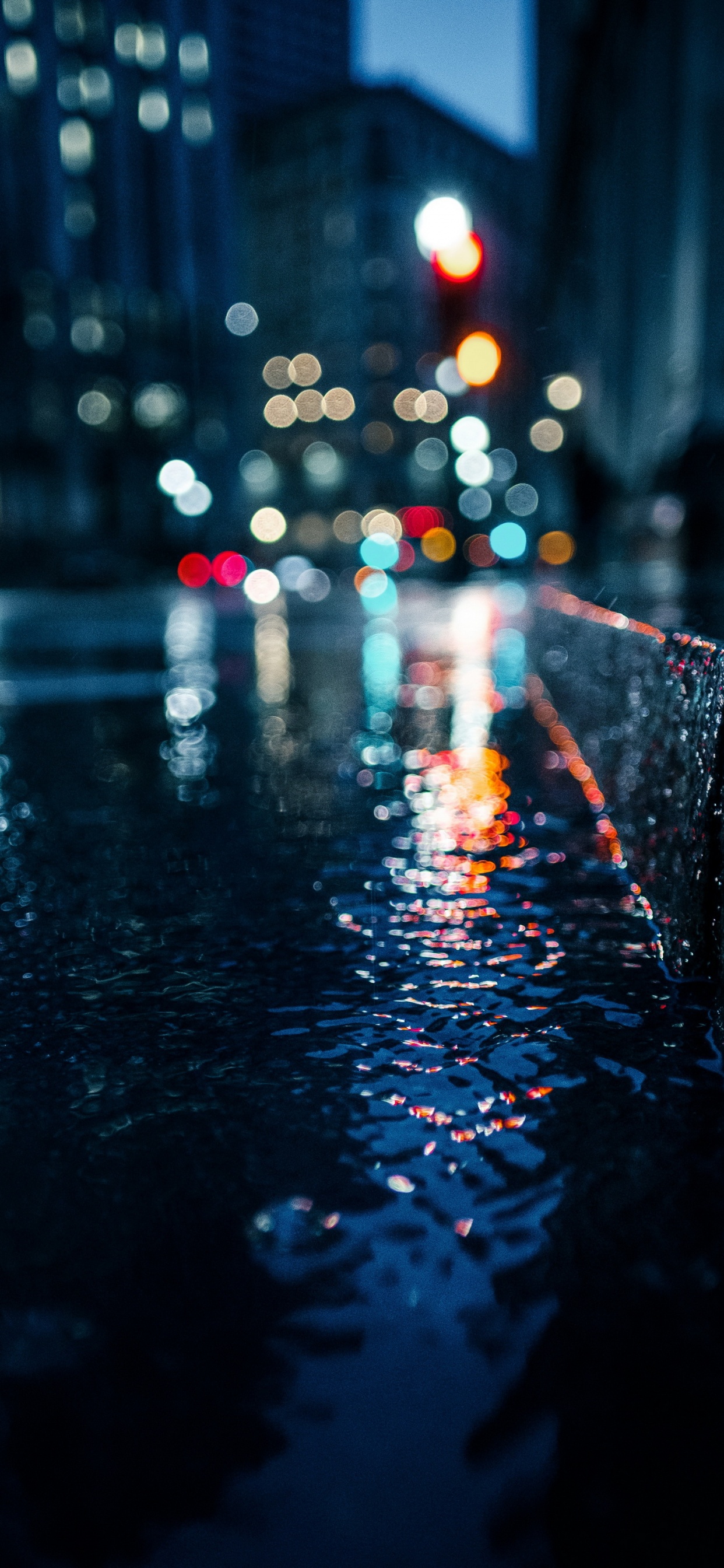 Pluie, Eau, L'éclairage Automobile, Fenêtre, Lumière de Rue. Wallpaper in 1242x2688 Resolution