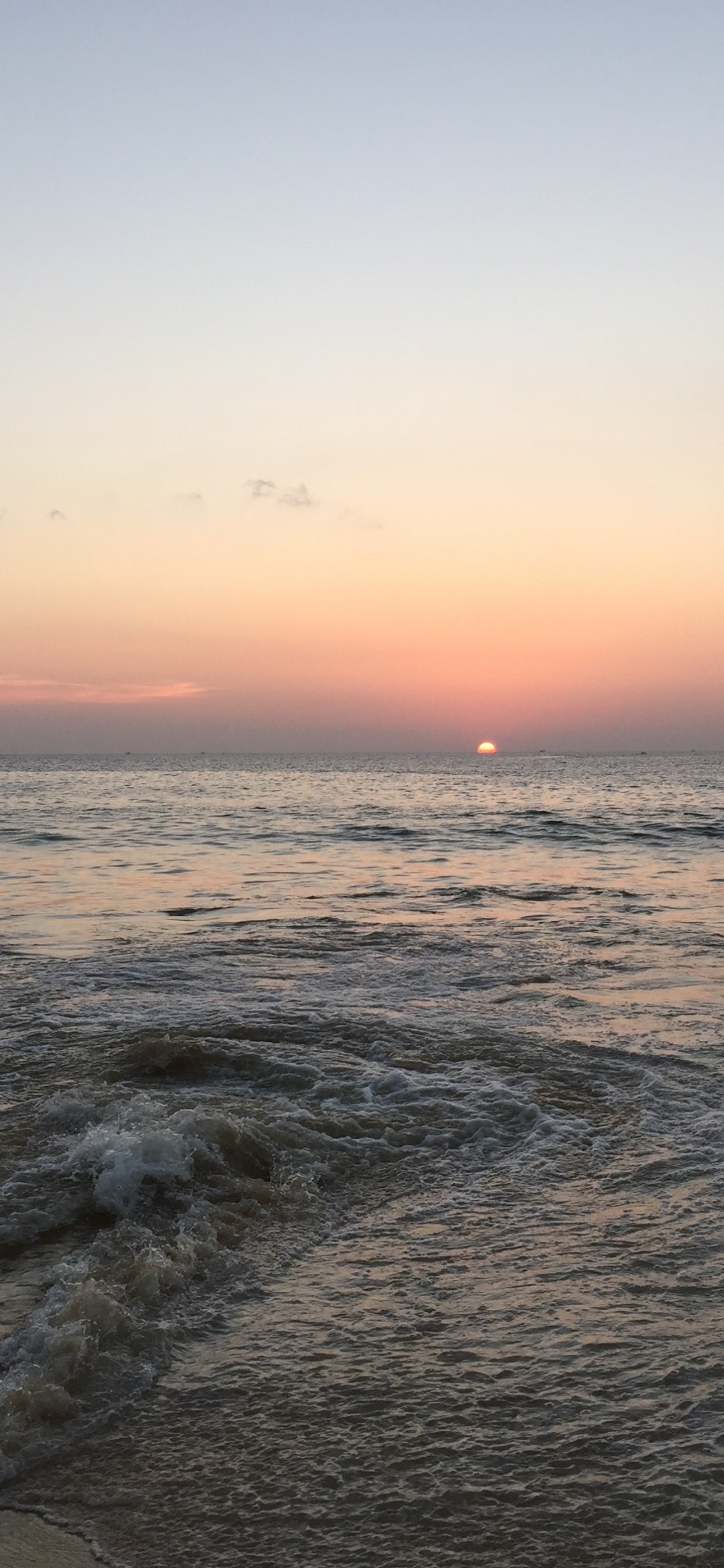 Meer, Flüssigkeit, Atmosphäre, Sonnenuntergang, Sonnenaufgang. Wallpaper in 1125x2436 Resolution