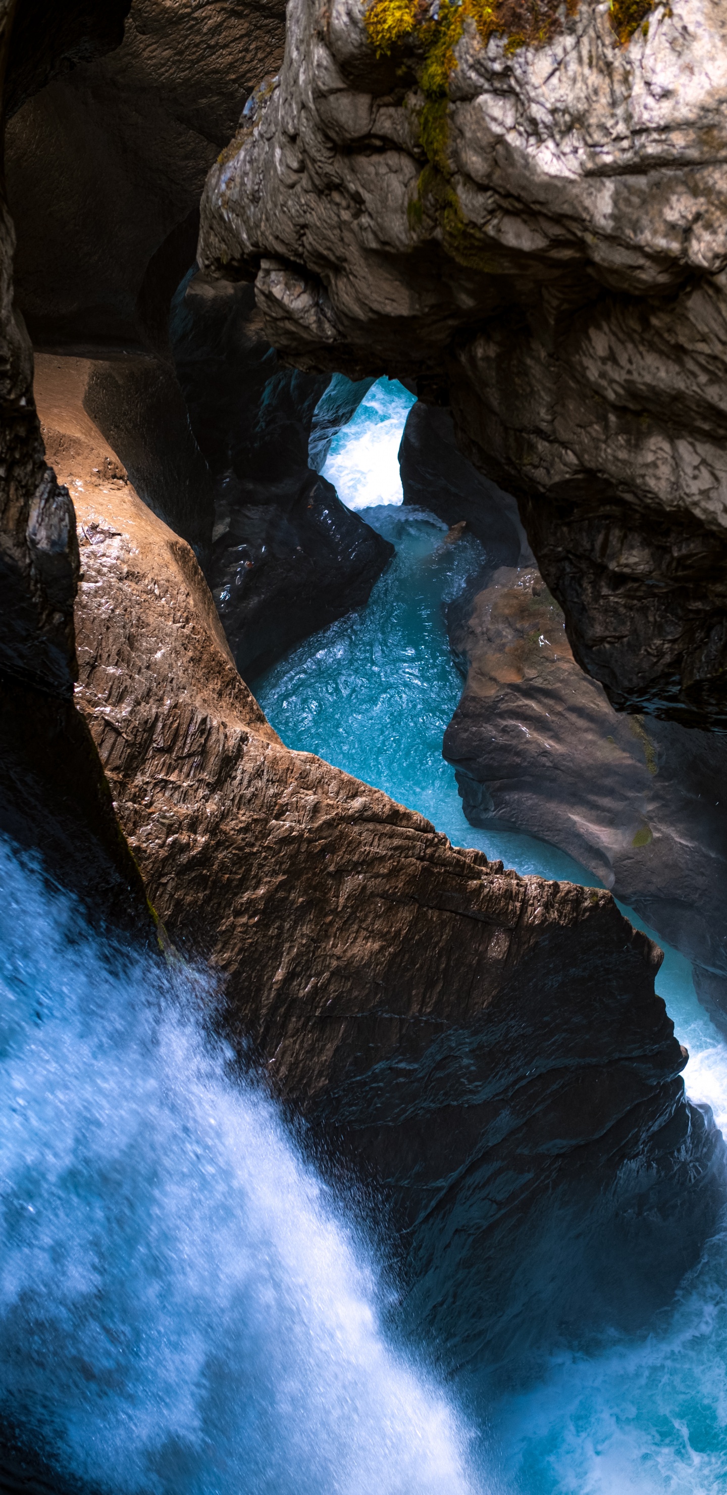 Eau, Cascade, Canyon, Les Ressources en Eau, Azure. Wallpaper in 1440x2960 Resolution