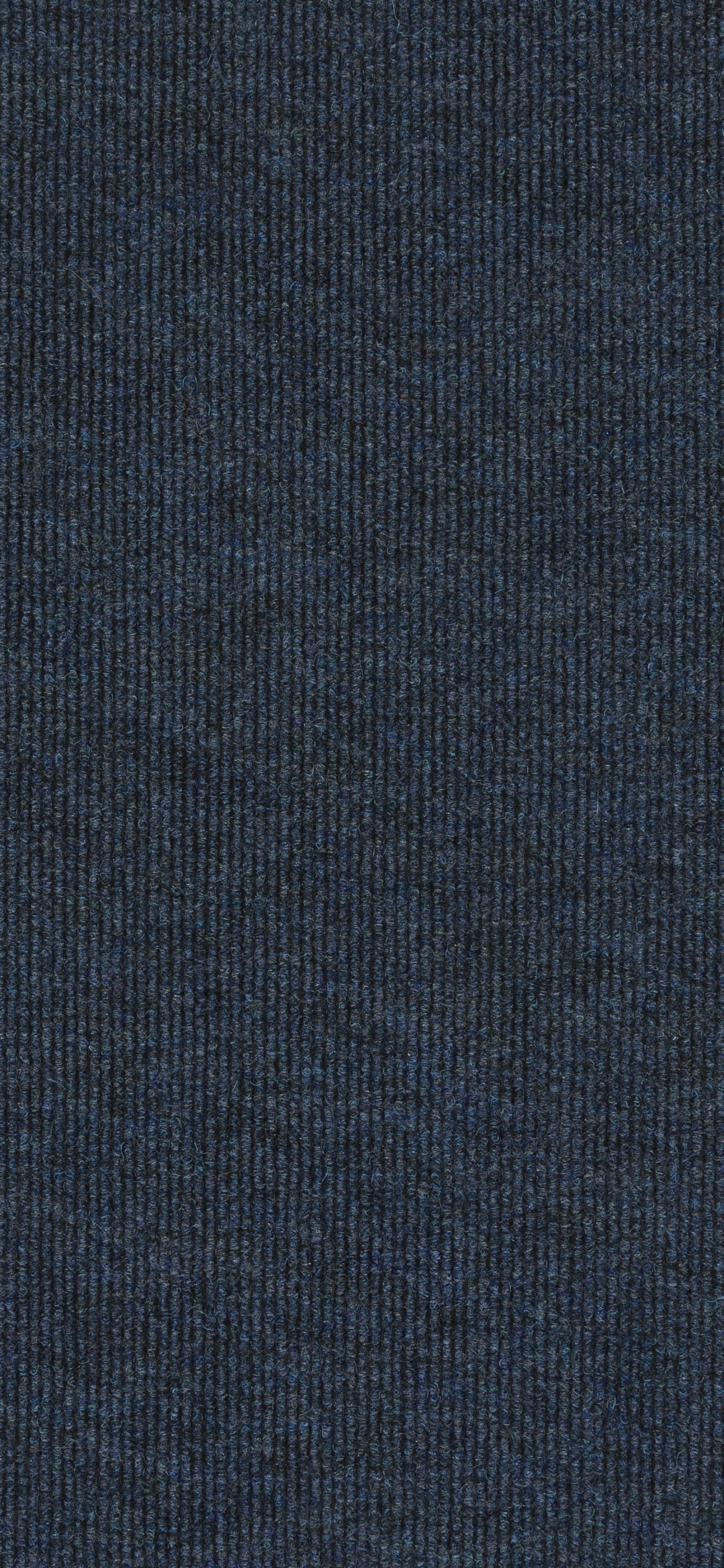 Textil Azul Con Fondo Negro. Wallpaper in 1242x2688 Resolution