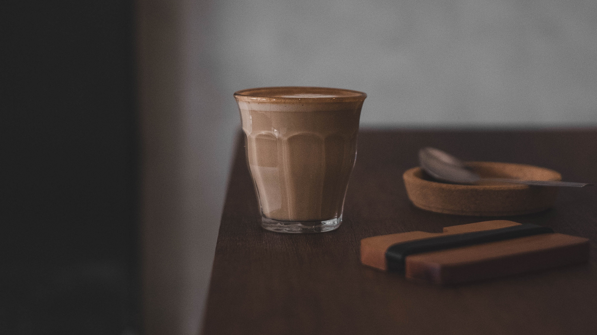 Brown Wooden Chopsticks on Brown Wooden Chopping Board. Wallpaper in 1920x1080 Resolution
