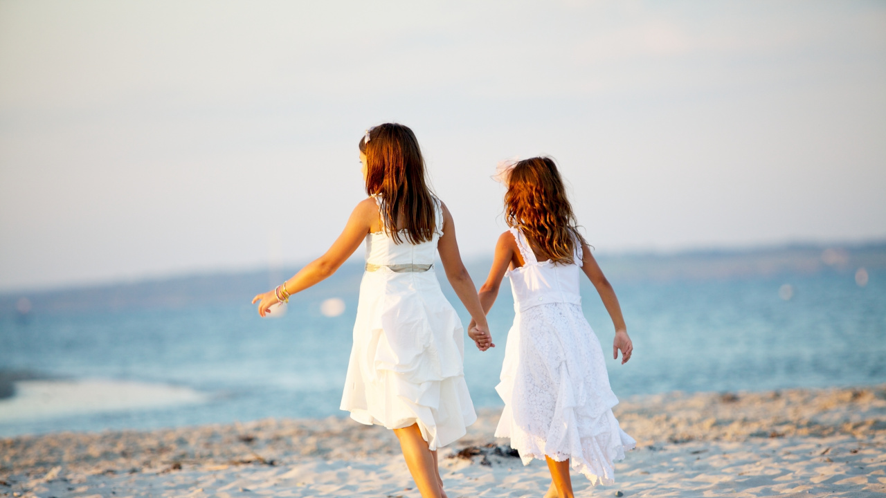 Schwester, Anführungszeichen, Spaß, Freundschaft, Kleid. Wallpaper in 1280x720 Resolution