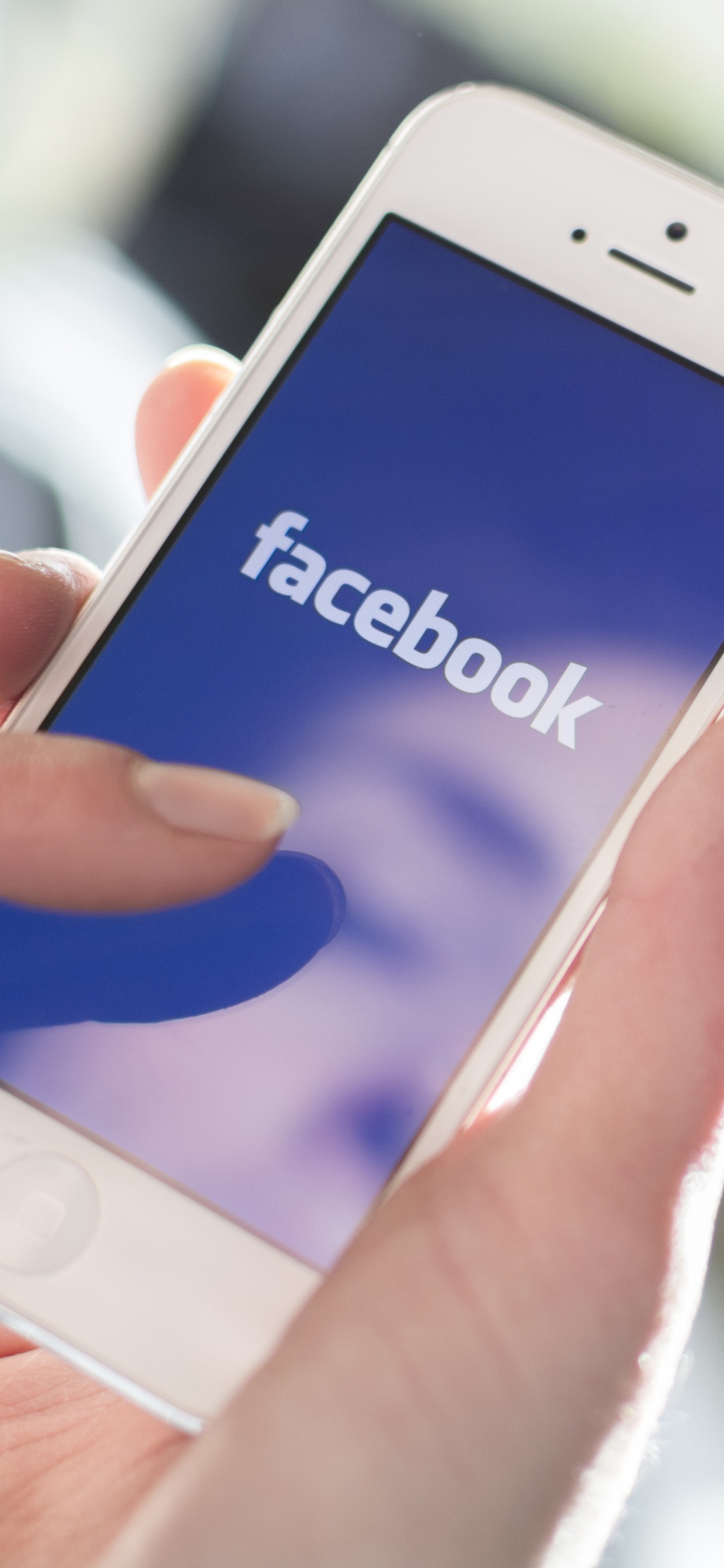 Les Médias Sociaux, Gadget, Appareil de Communication, Smartphone, Appareil de Communication Portable. Wallpaper in 1242x2688 Resolution